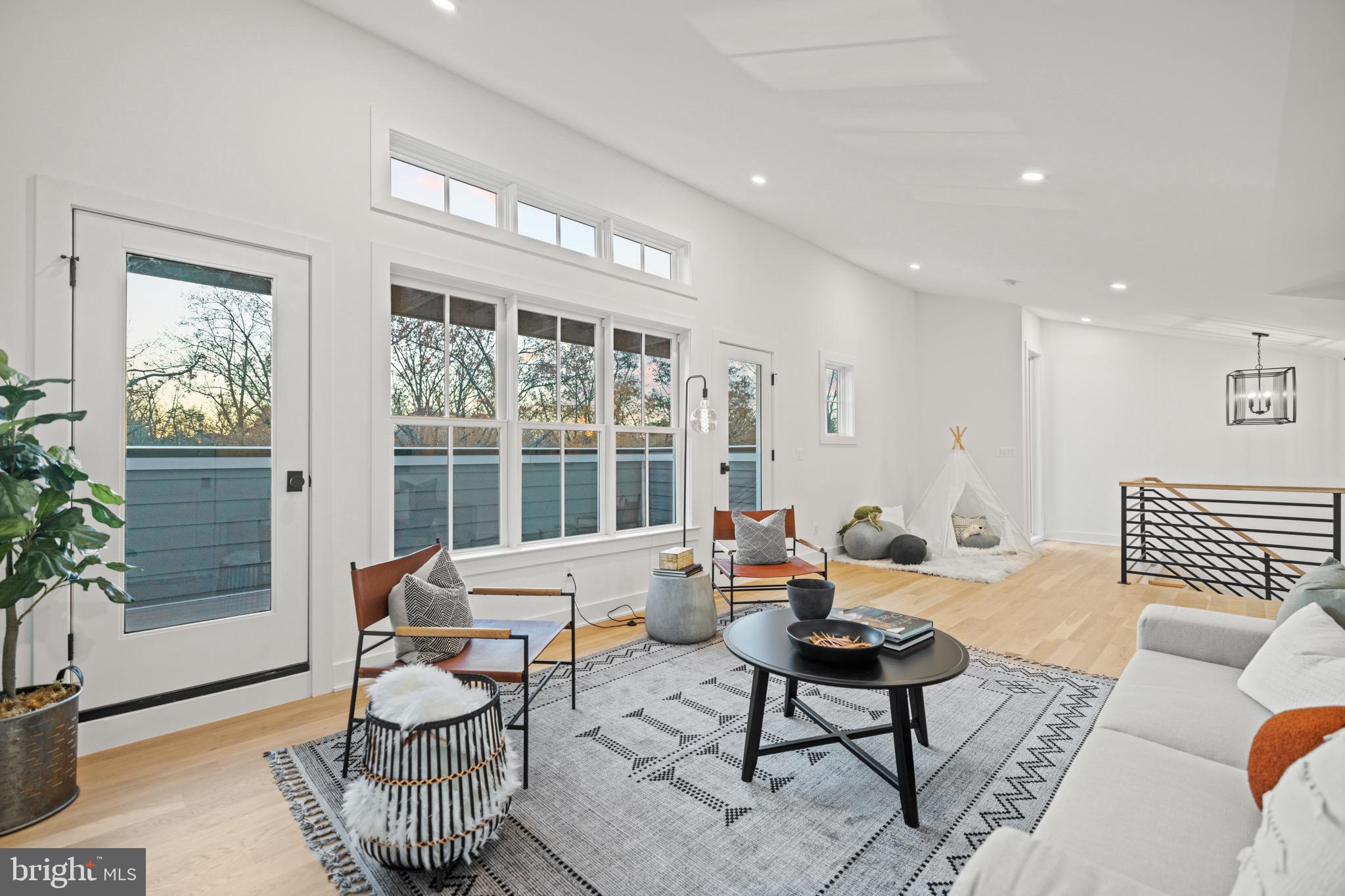 ALCOVA HEIGHTS - Residential