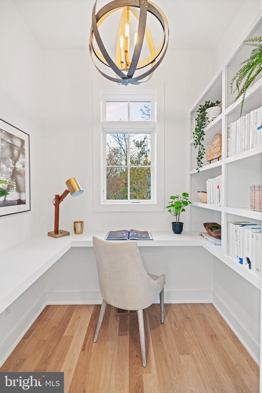 ALCOVA HEIGHTS - Residential