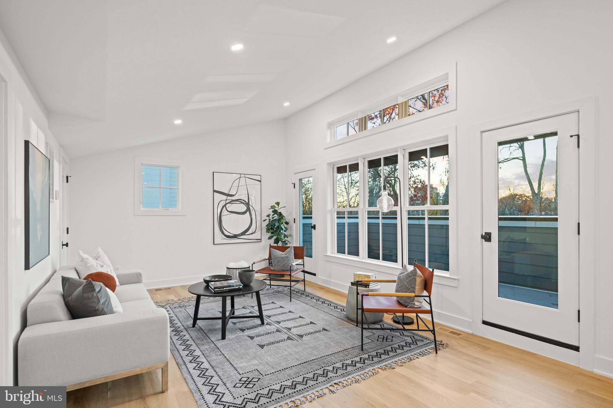 ALCOVA HEIGHTS - Residential