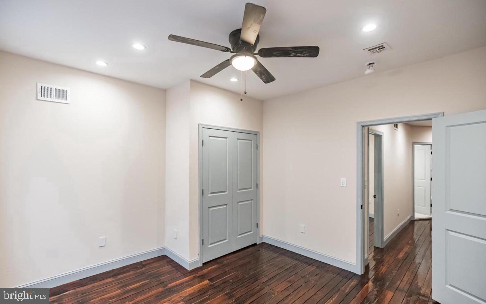 KENSINGTON - Residential