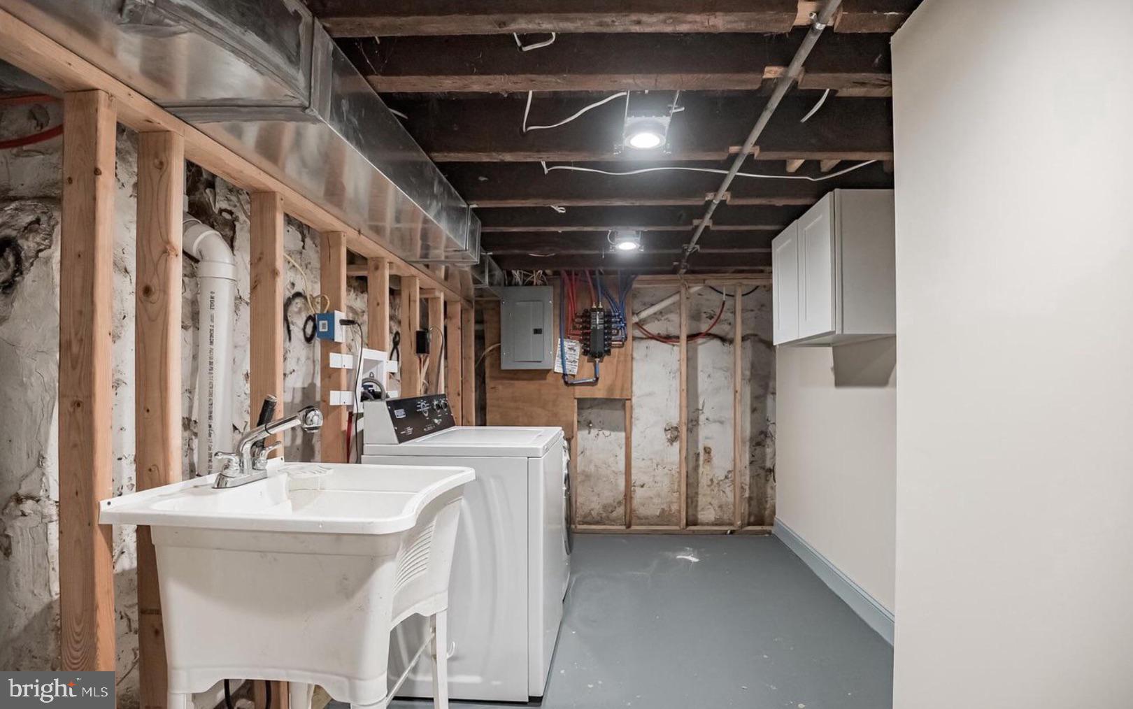 KENSINGTON - Residential