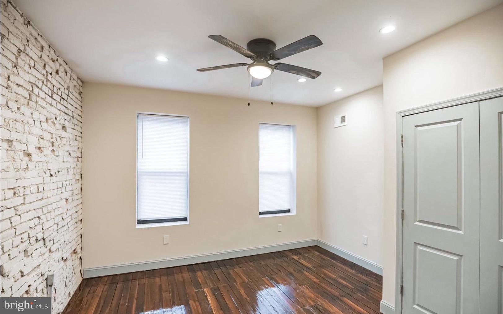 KENSINGTON - Residential