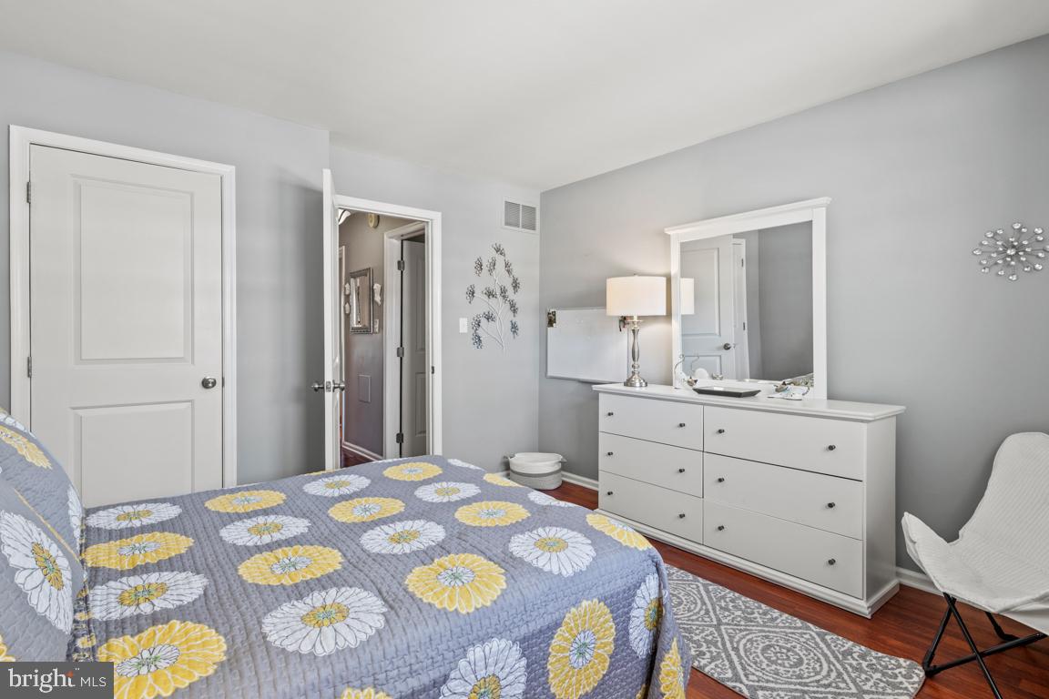 WEDGEWOOD PARK - Residential