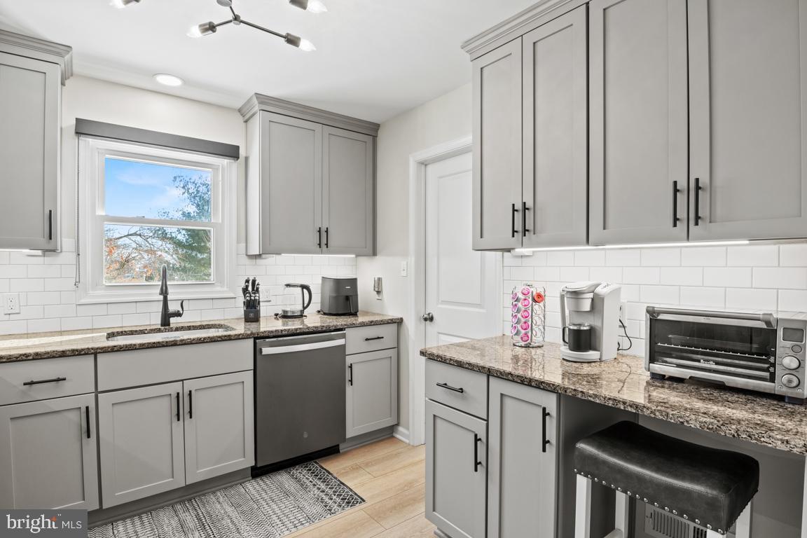 WEDGEWOOD PARK - Residential