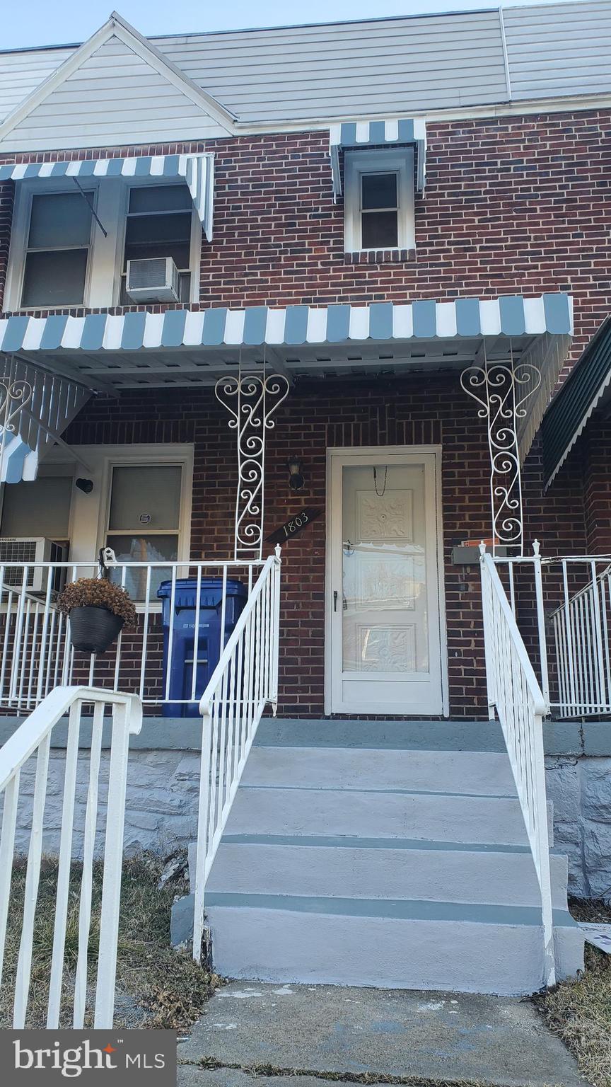 home shows well, beautiful sunroom in back. Driveway in back. Spacious room size. Finished basement. Great for a growing Family. Close to shopping and major routes. Looking for stable tenants with good credit and work history.