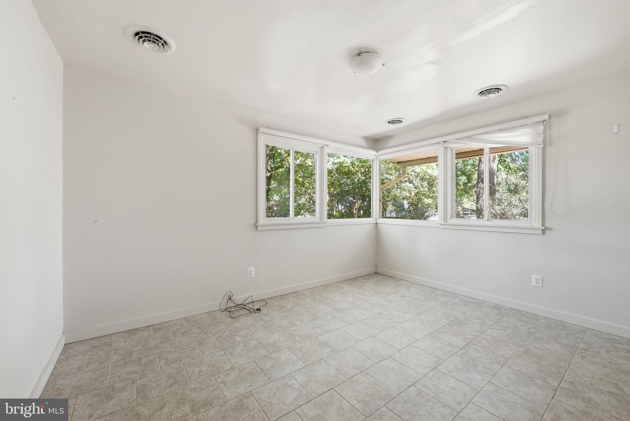 WOODLEY - Residential