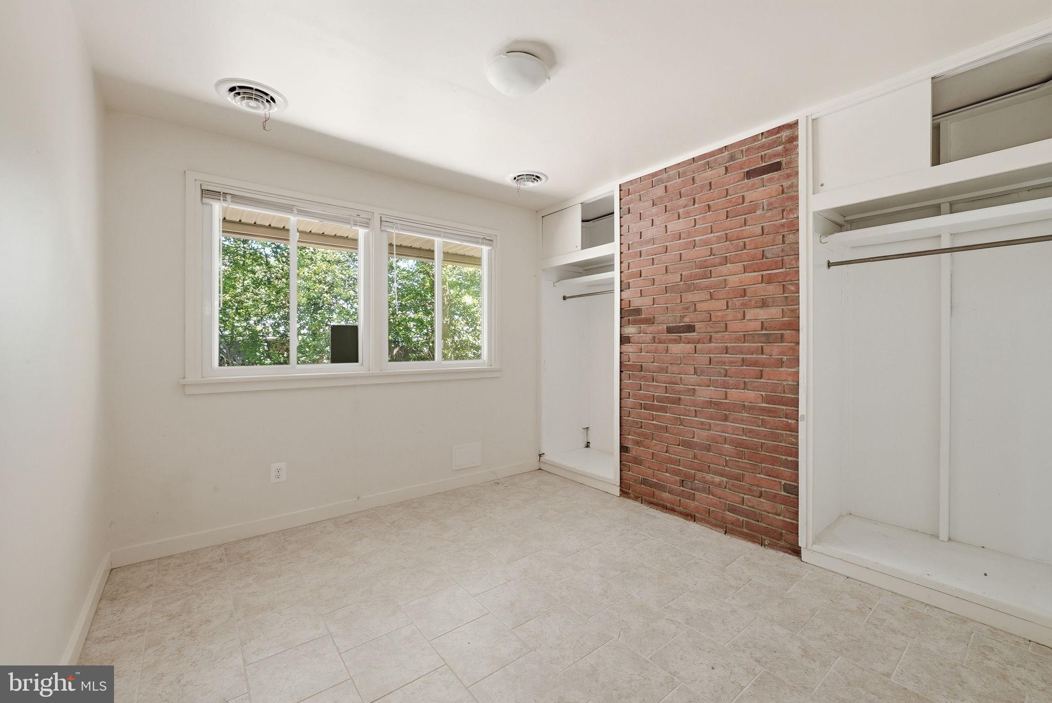 WOODLEY - Residential