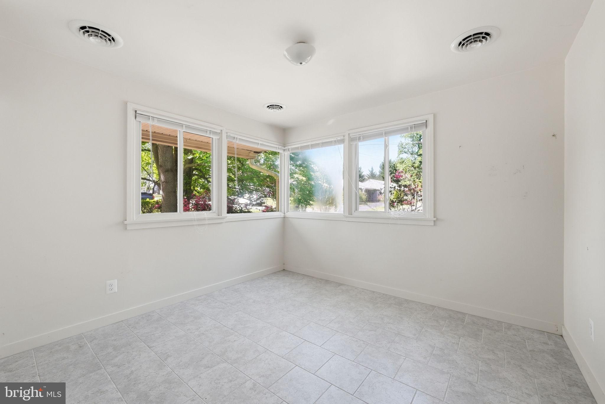 WOODLEY - Residential