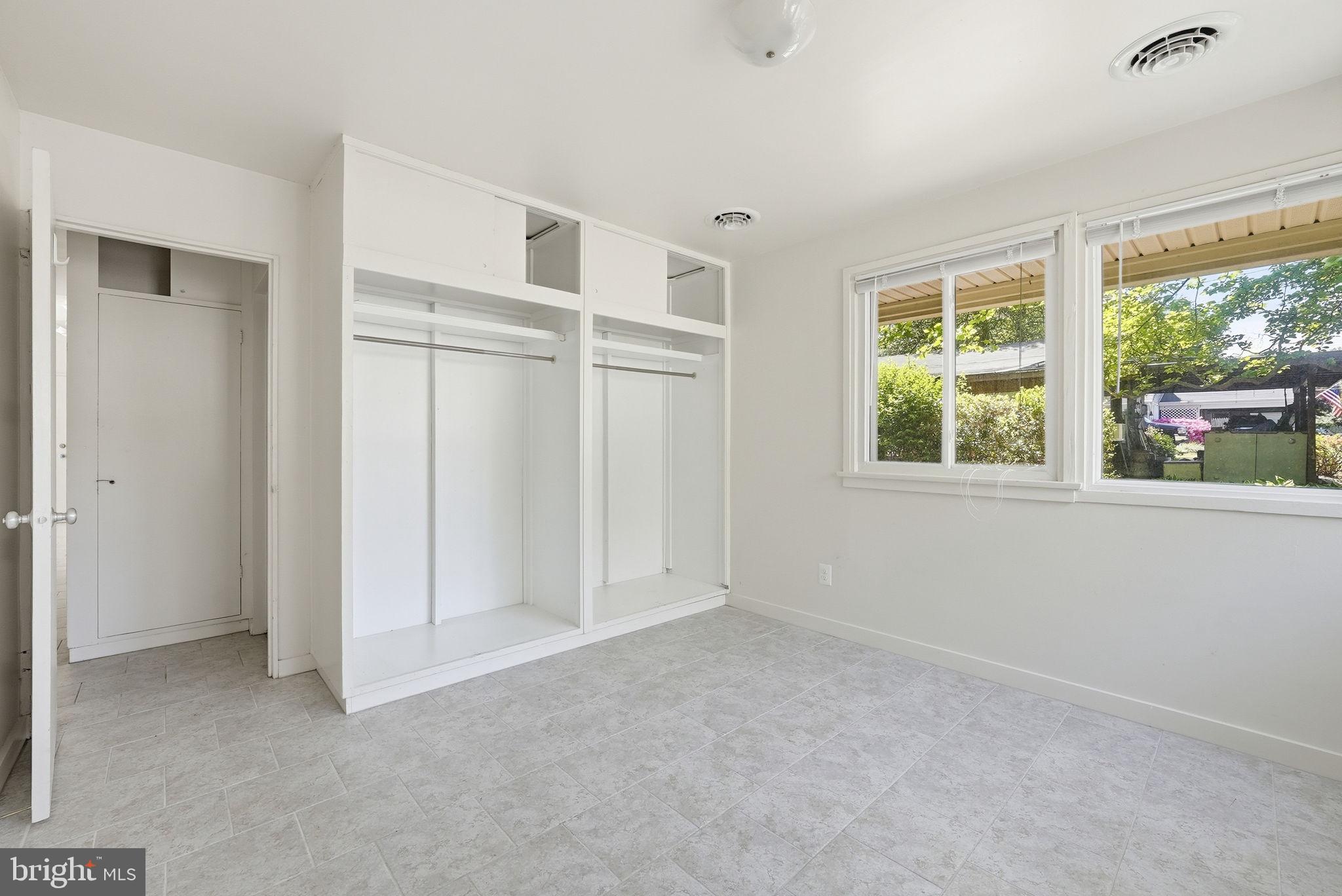 WOODLEY - Residential