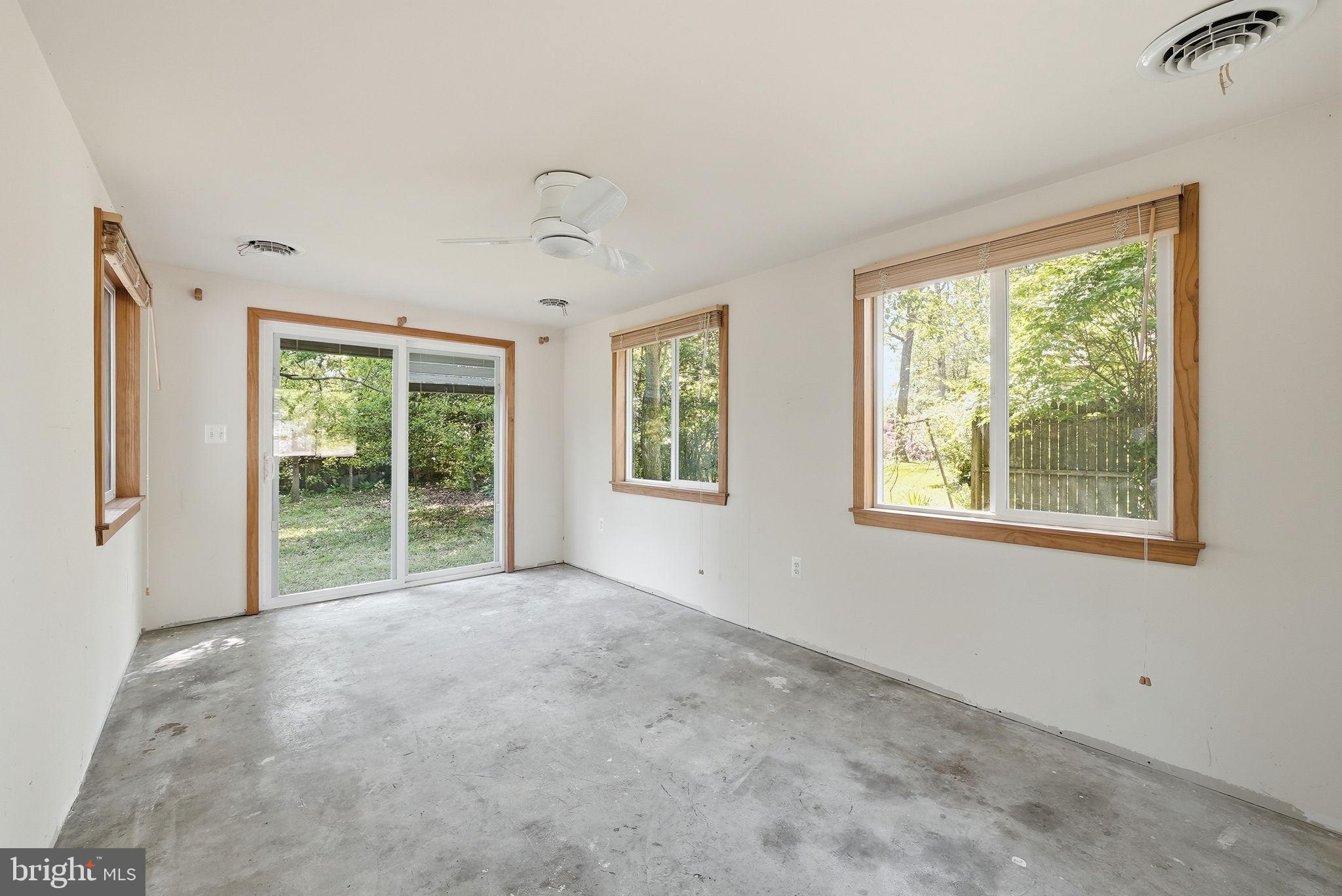 WOODLEY - Residential