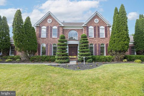 Photo of 2062 Silverwood Drive, NEWTOWN, PA 18940 (MLS # PABU2122826)