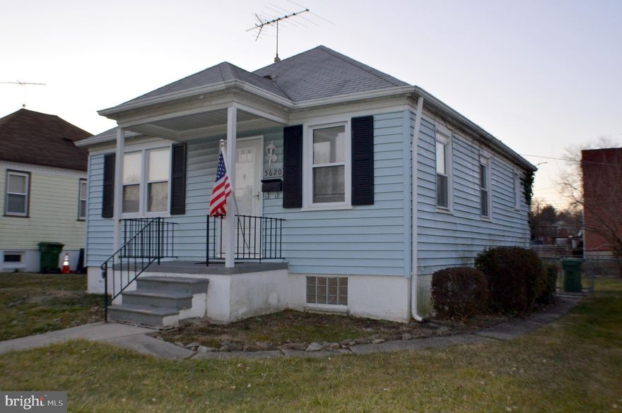 3 bed rancher, just touched up and ready to go, bedroom in baement with 1/2 bathhardwood floors and carpet. Vouchers considered and pets case by case basis