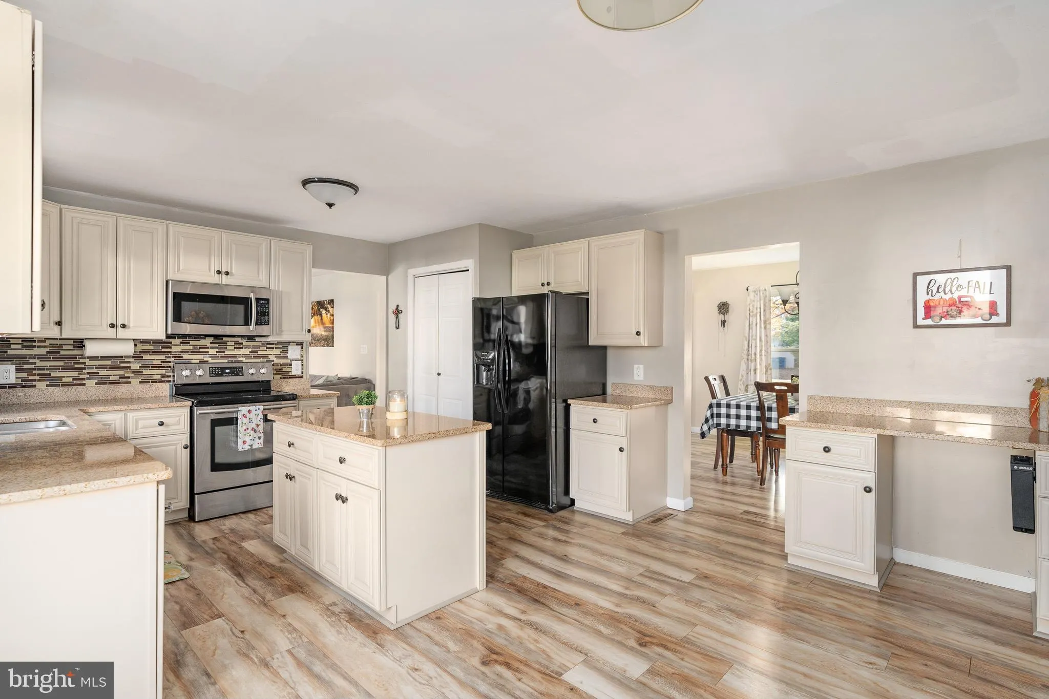 Fredericksburg, Virginia 22405, United States, 4 Bedrooms Bedrooms, ,3 BathroomsBathrooms,Residential,Active,239509