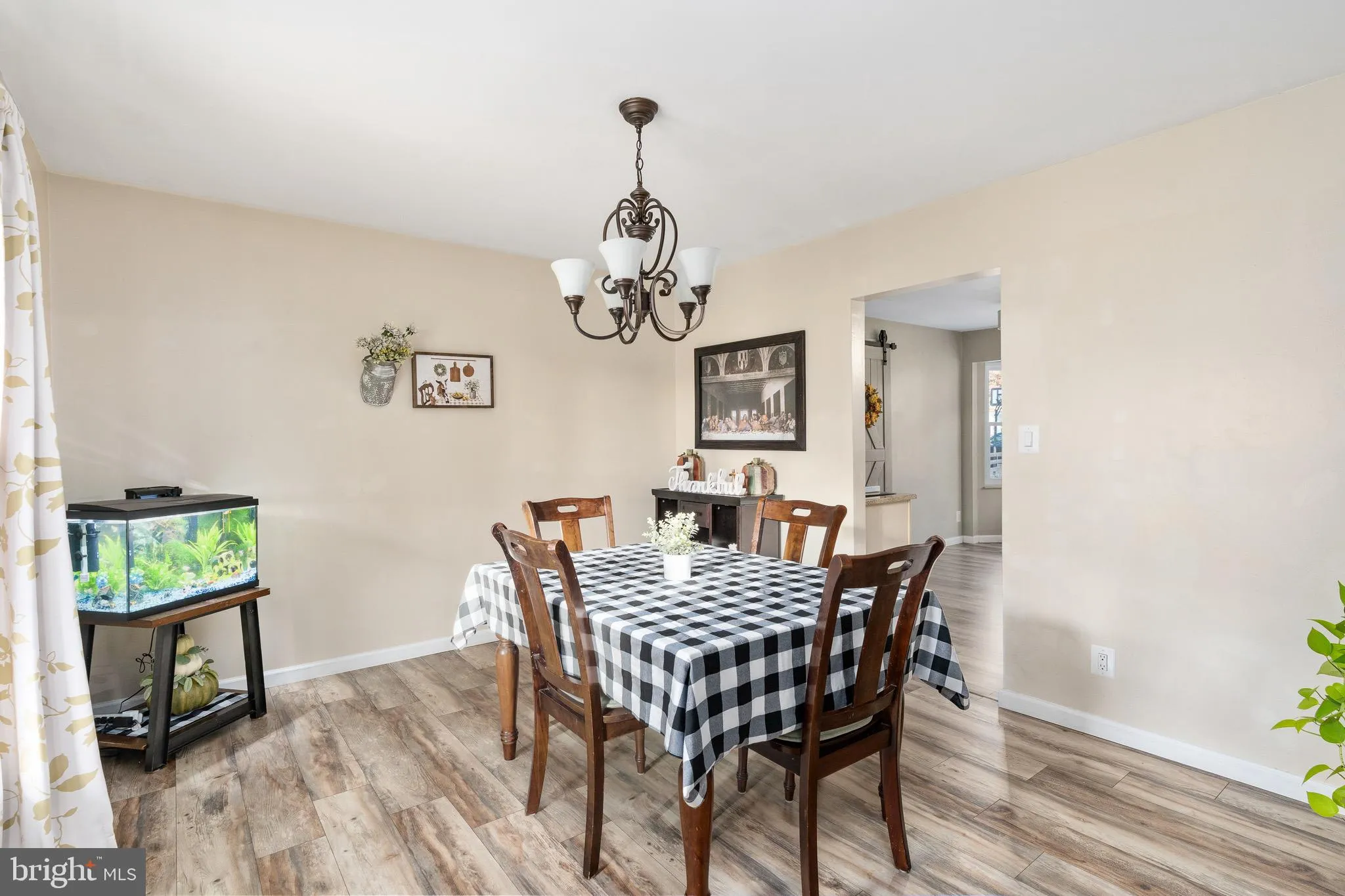 Fredericksburg, Virginia 22405, United States, 4 Bedrooms Bedrooms, ,3 BathroomsBathrooms,Residential,Active,239509