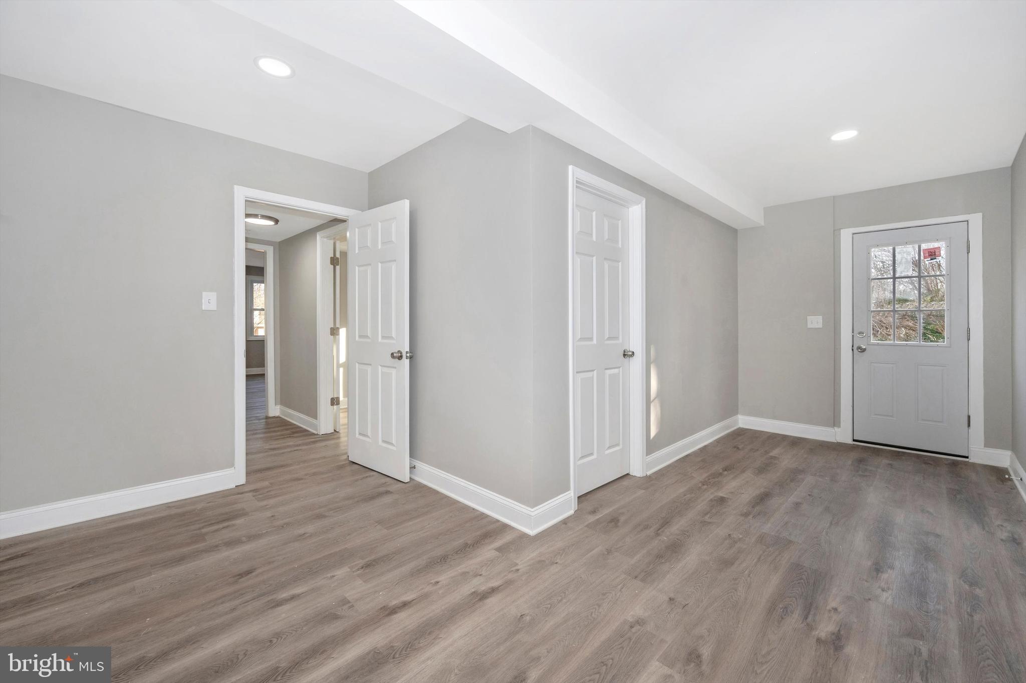 STONEGATE - Residential