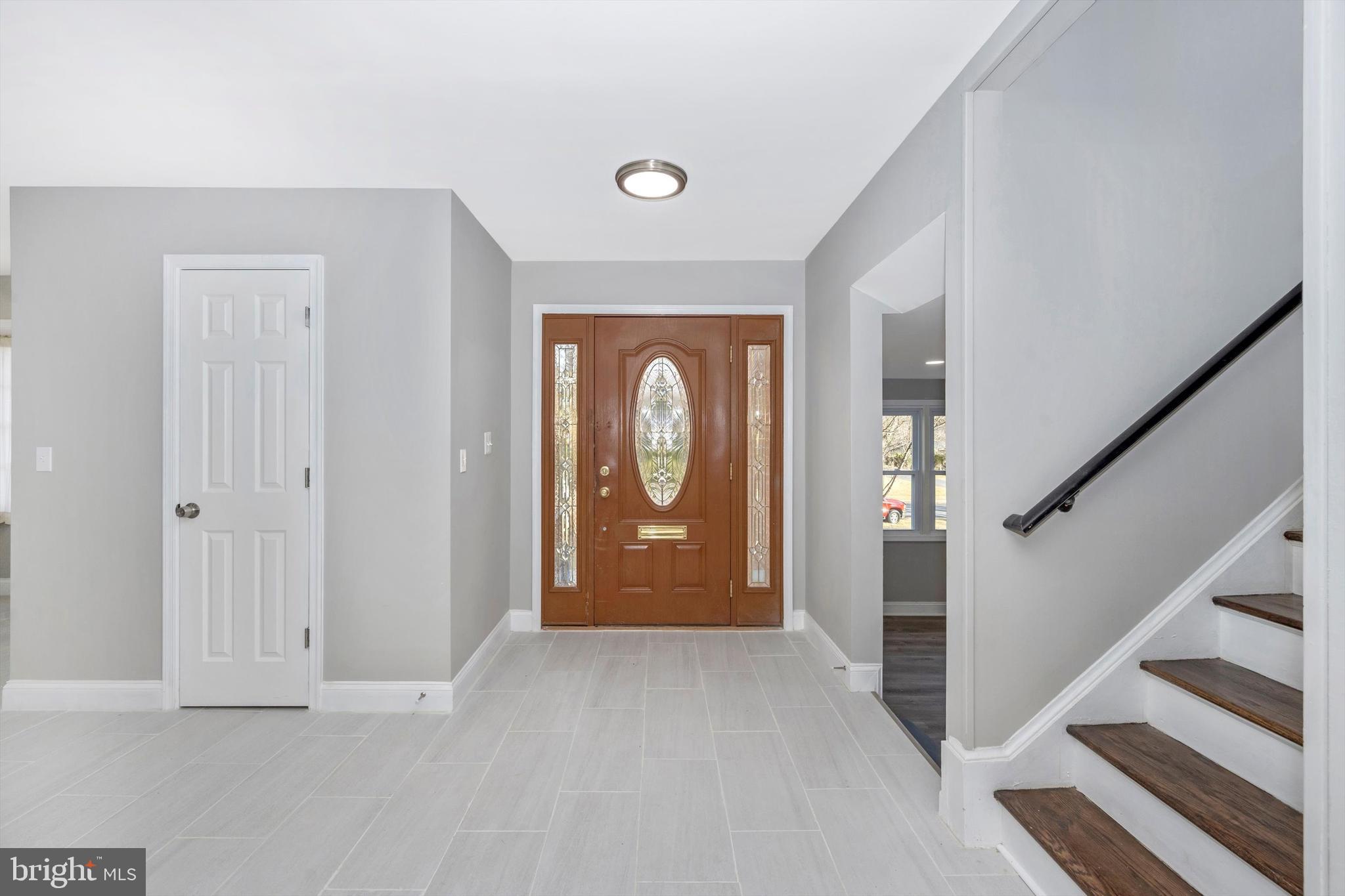 STONEGATE - Residential