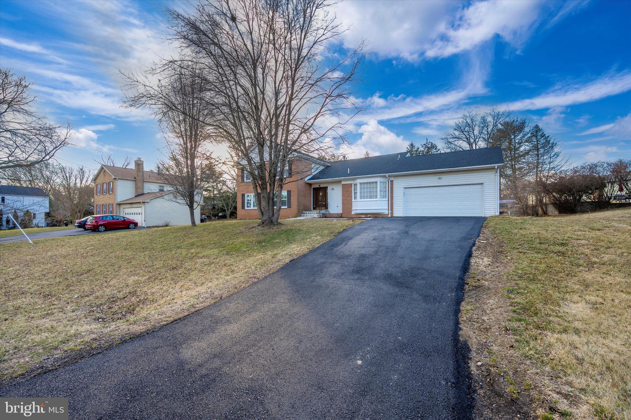 STONEGATE - Residential