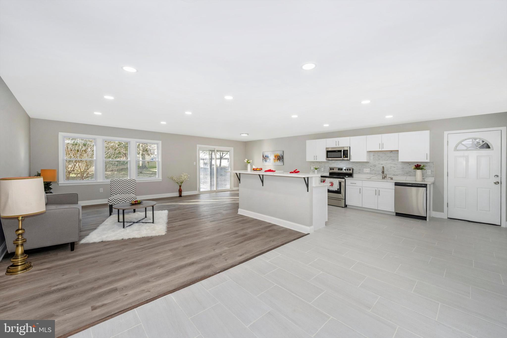 STONEGATE - Residential