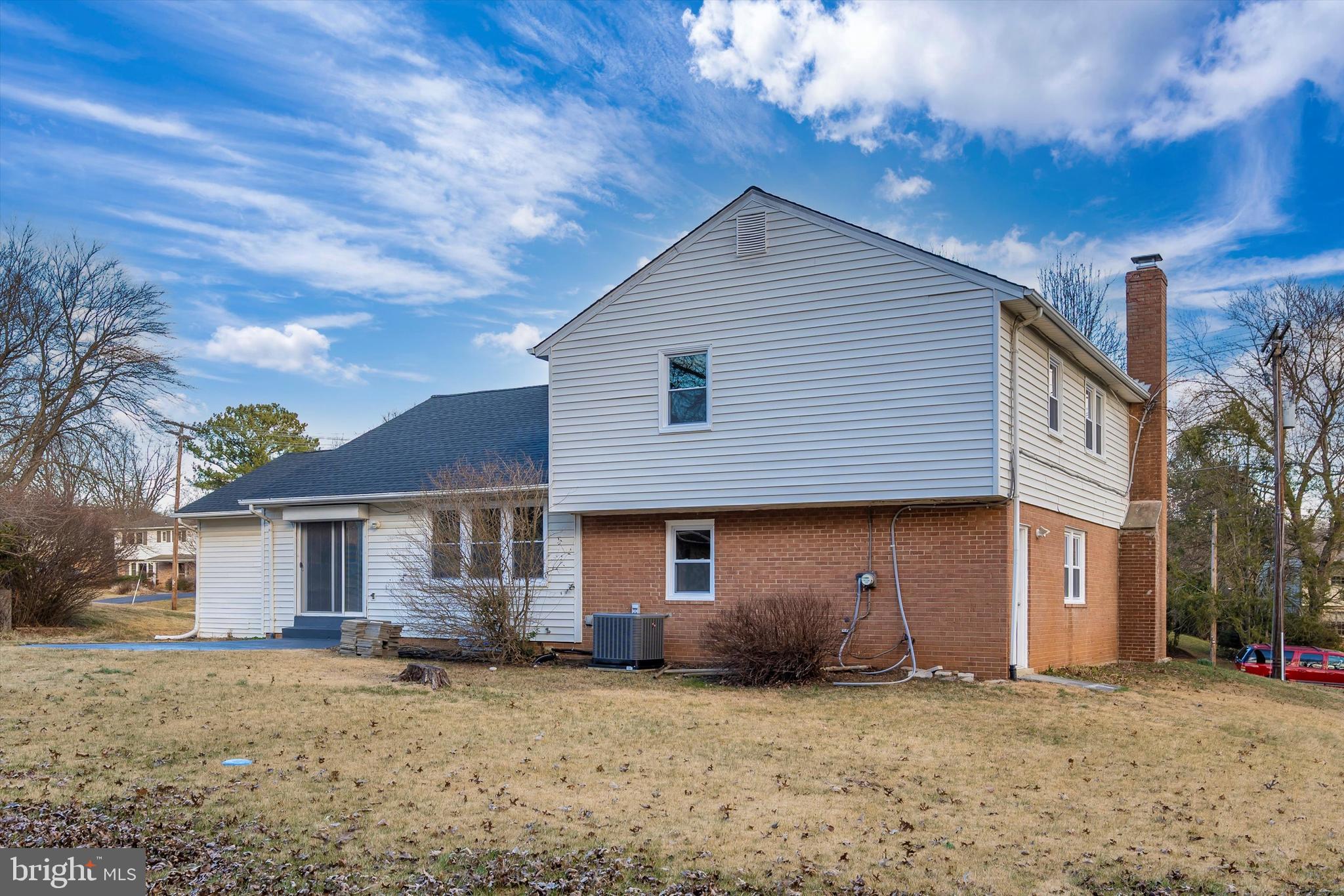 STONEGATE - Residential