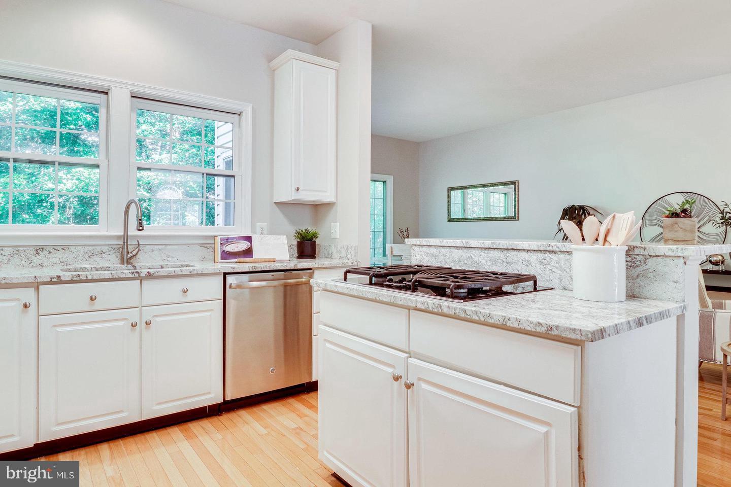 RANDOM HILLS LAND BAY - Residential Lease