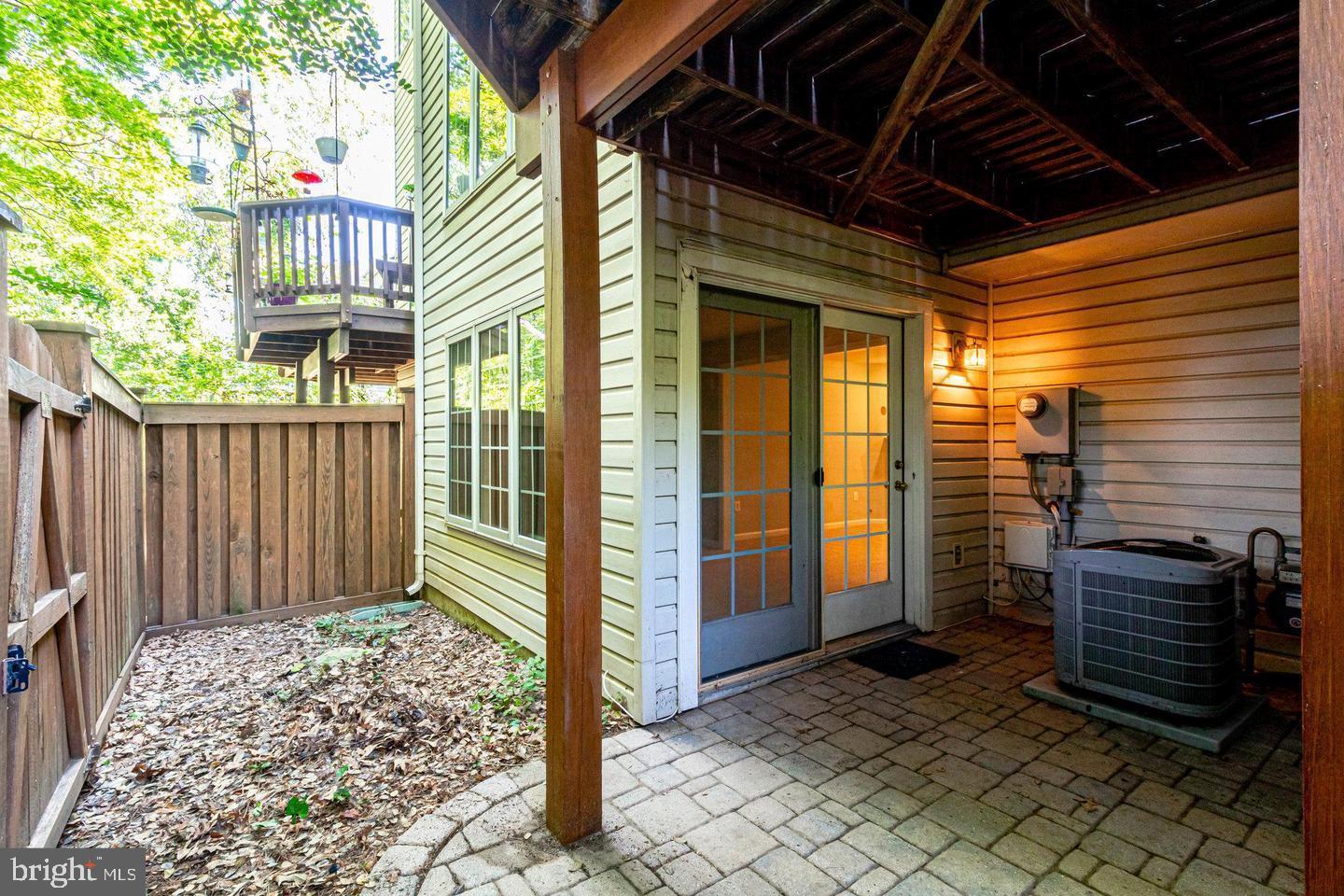 RANDOM HILLS LAND BAY - Residential Lease