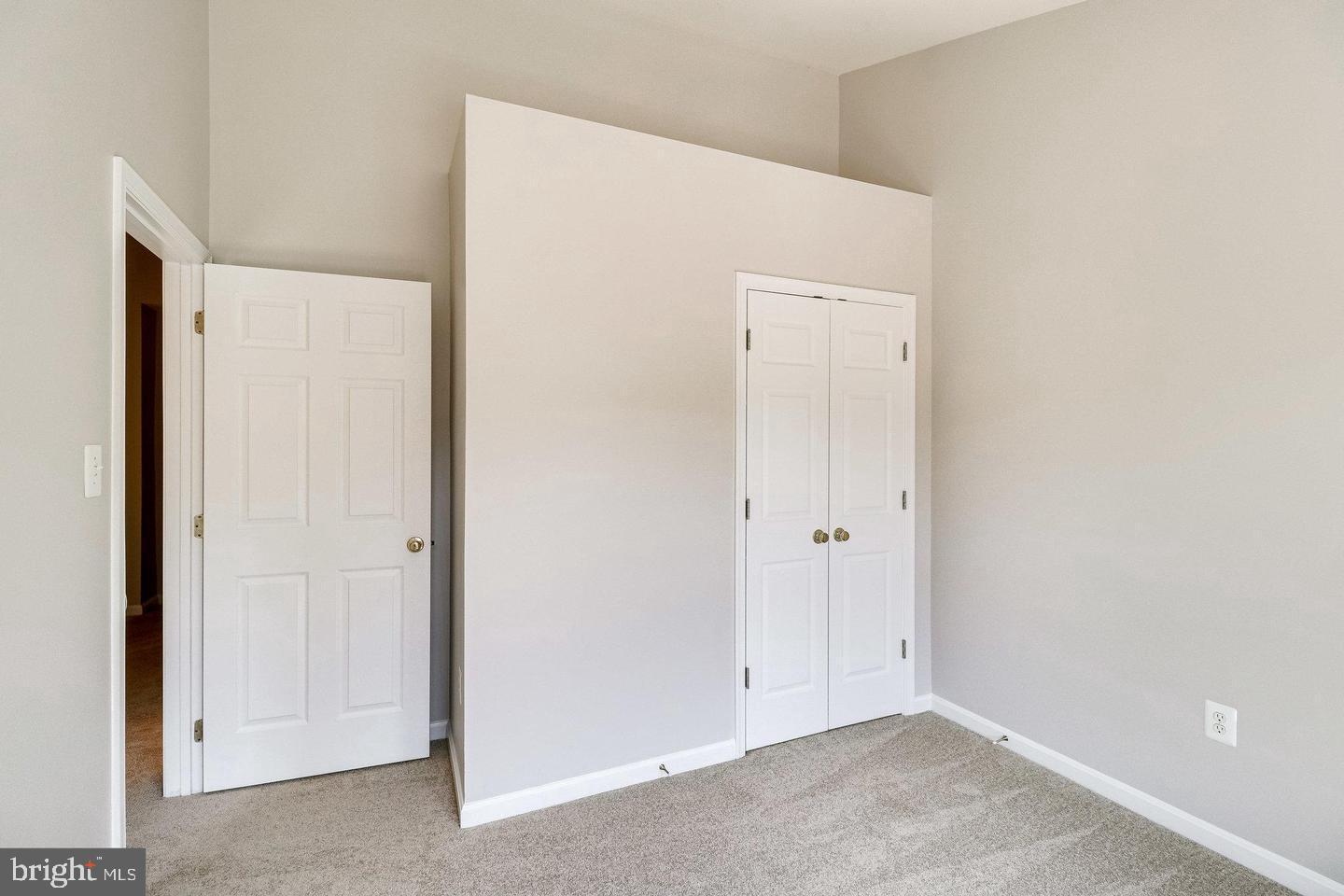 RANDOM HILLS LAND BAY - Residential Lease