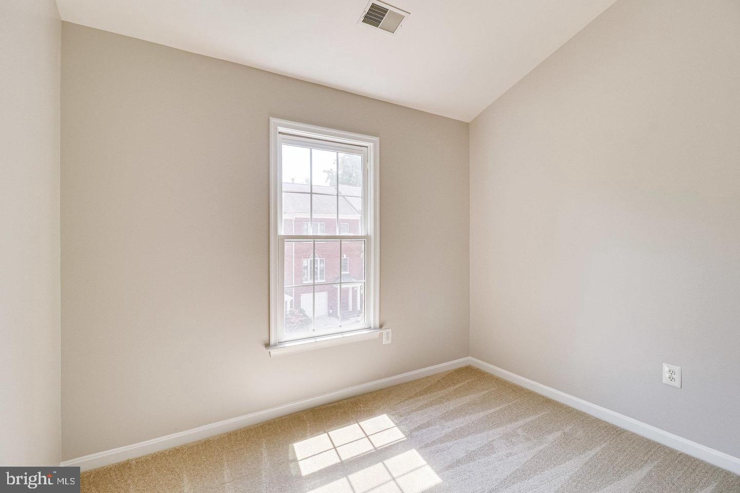 RANDOM HILLS LAND BAY - Residential Lease