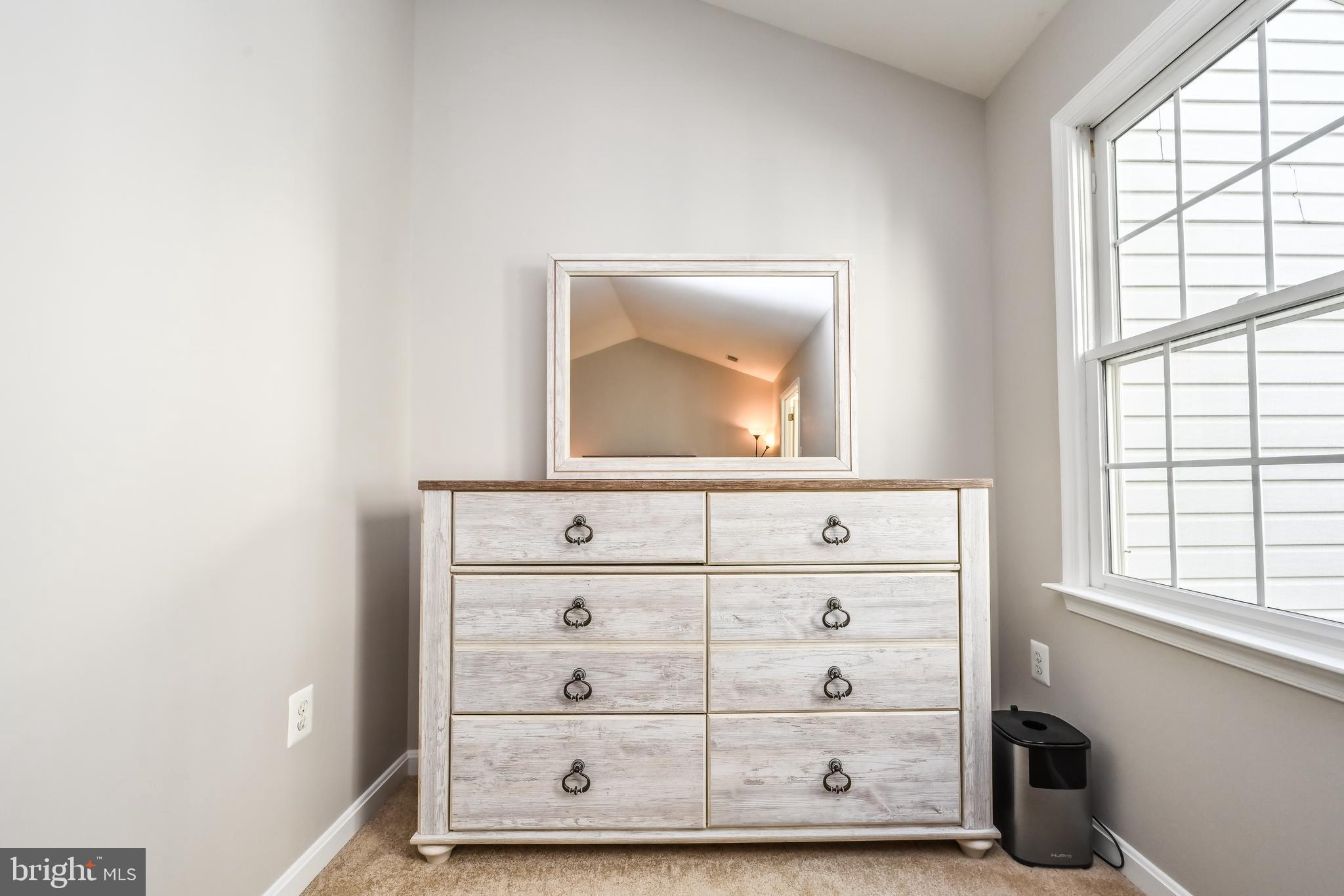 RANDOM HILLS LAND BAY - Residential Lease