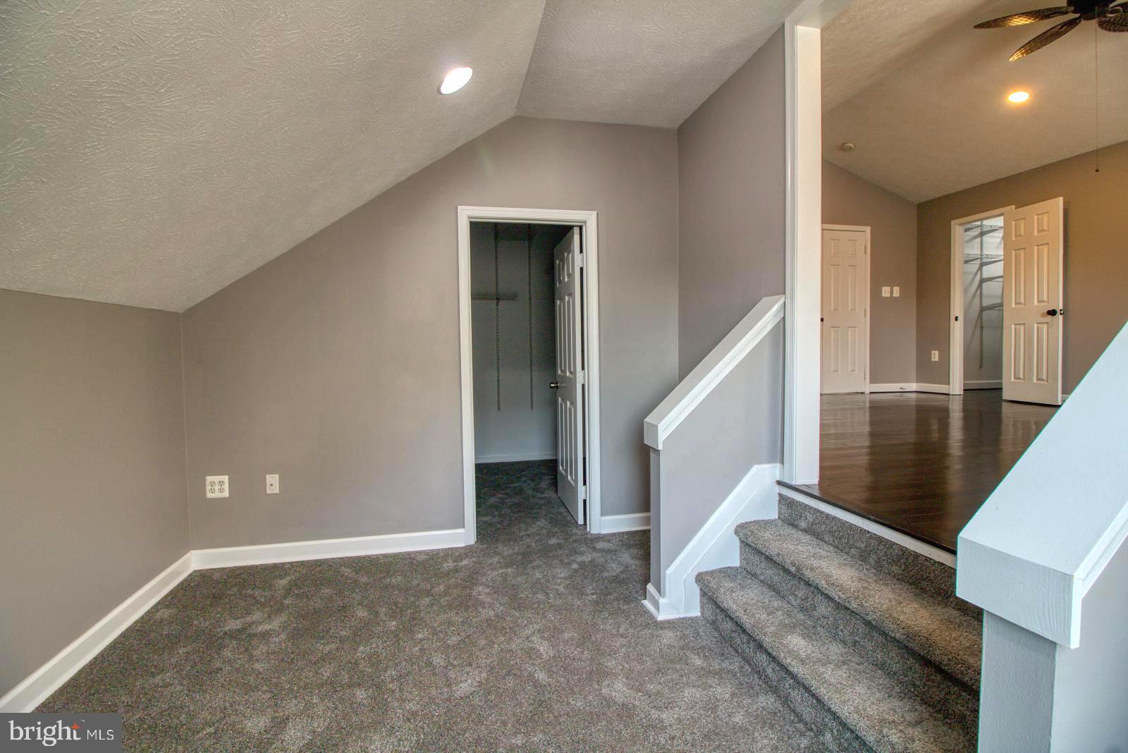 ASHFORD - Residential