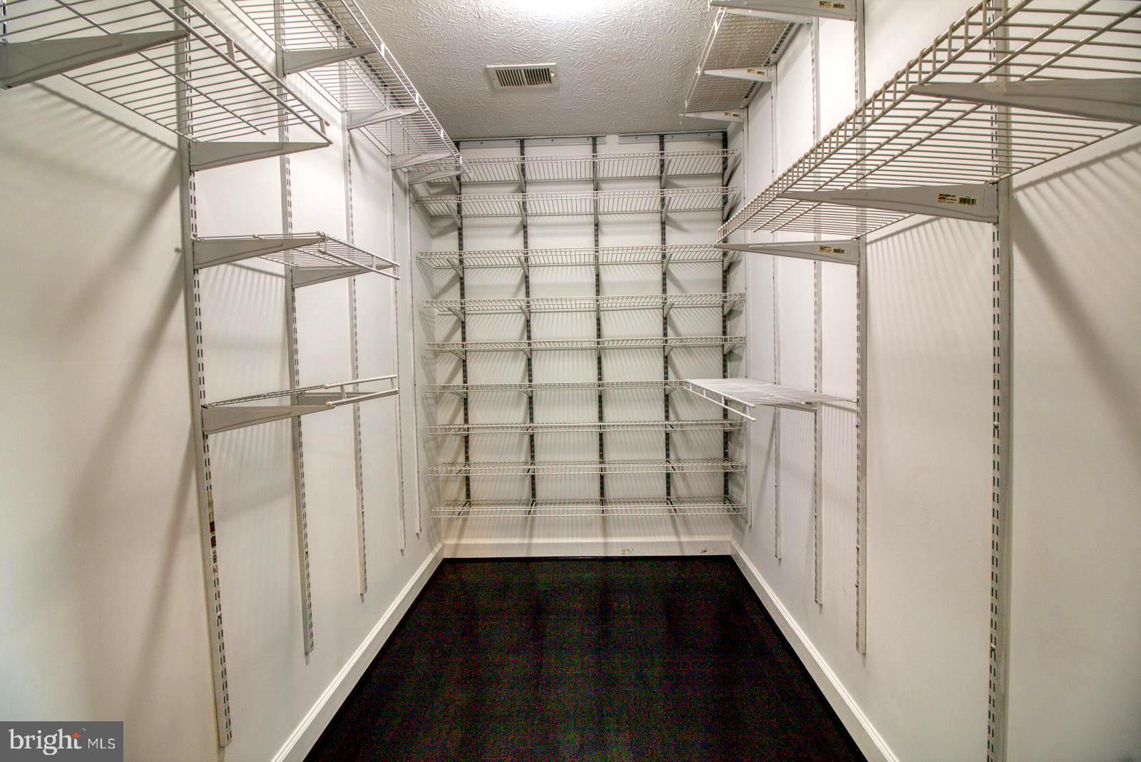 ASHFORD - Residential