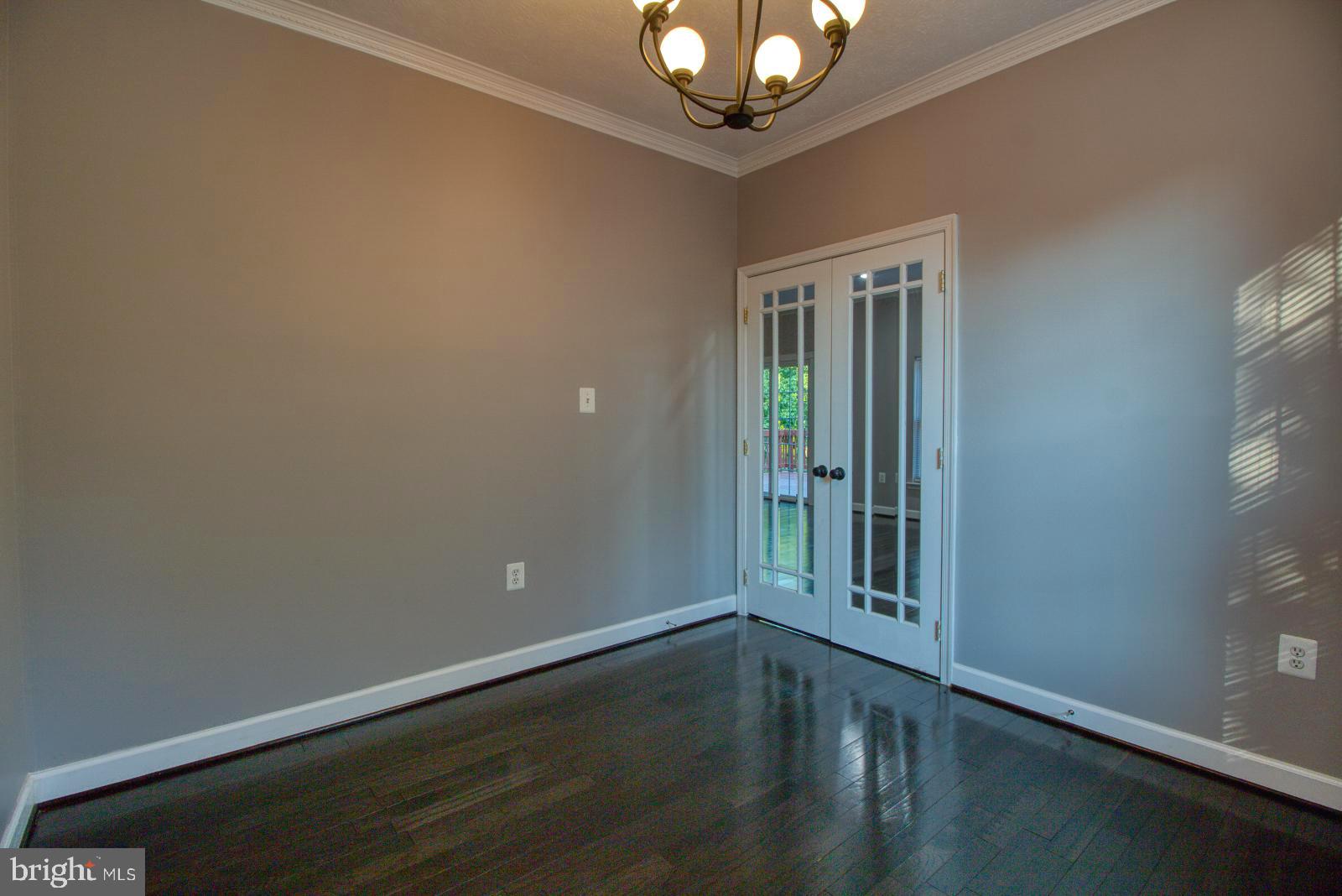 ASHFORD - Residential