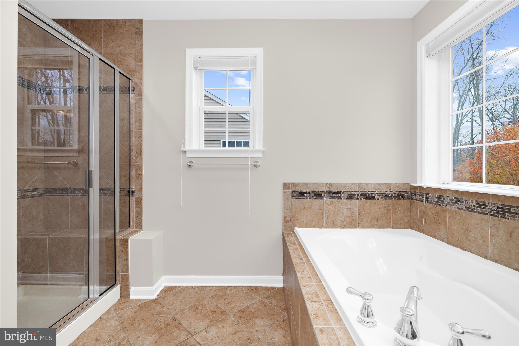 PARADISE ORCHARD - Residential