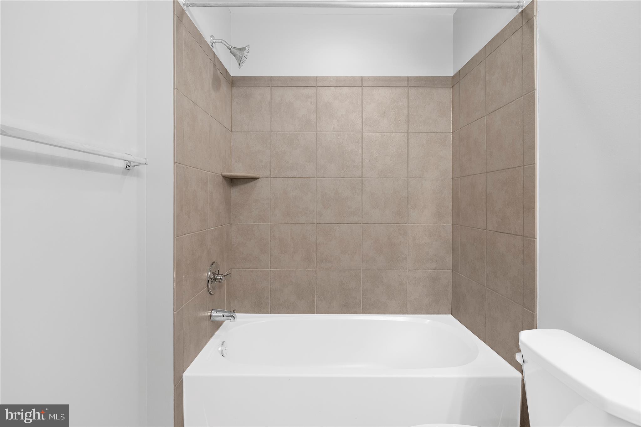 PARADISE ORCHARD - Residential