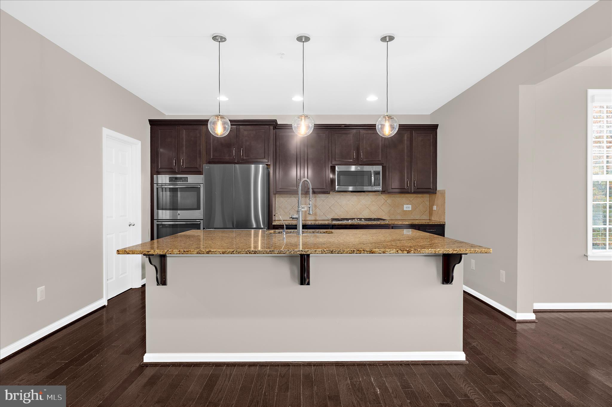 PARADISE ORCHARD - Residential