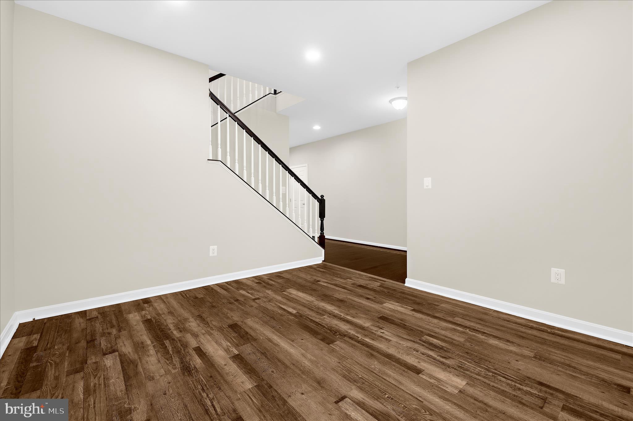 PARADISE ORCHARD - Residential