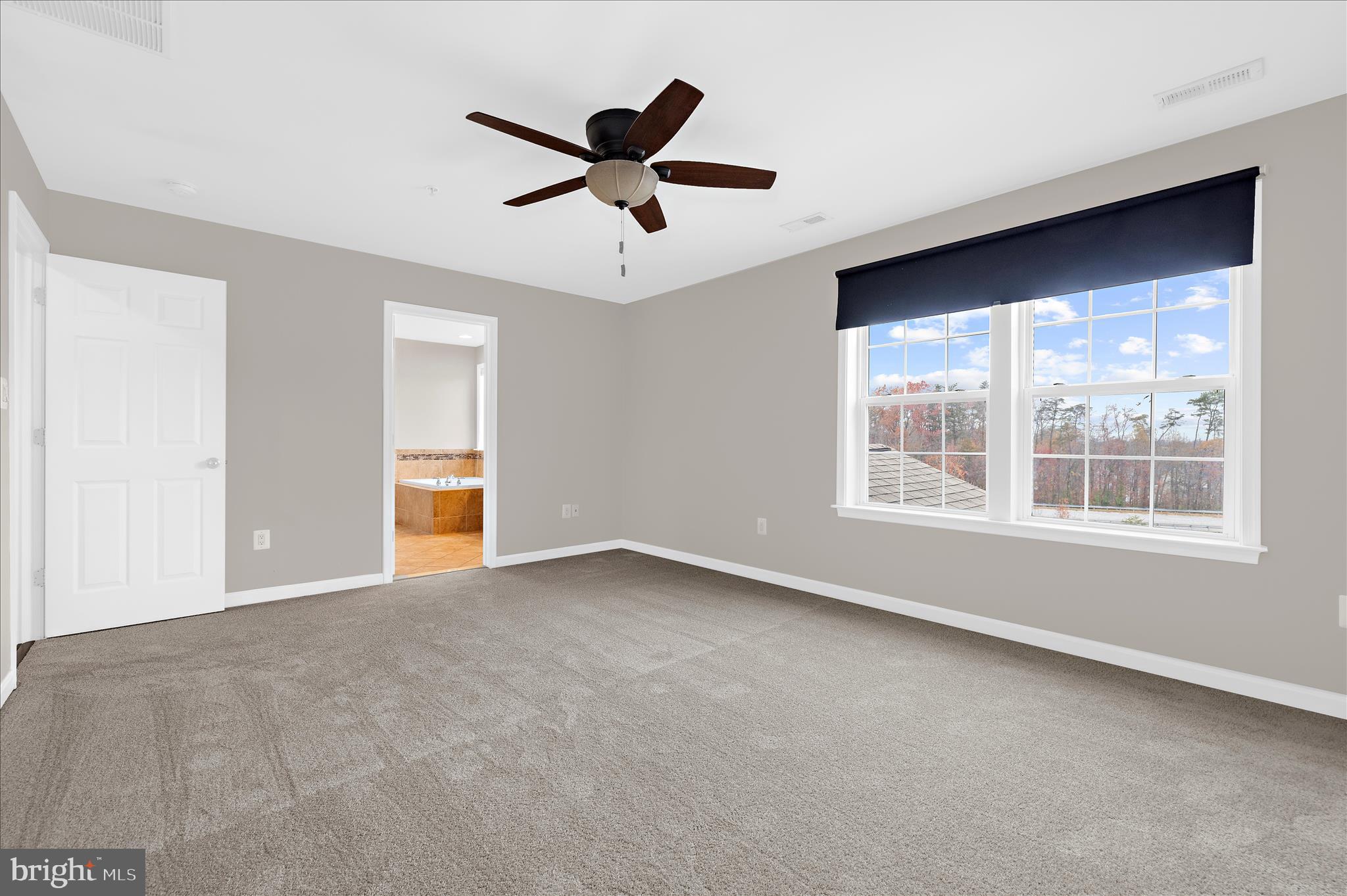 PARADISE ORCHARD - Residential