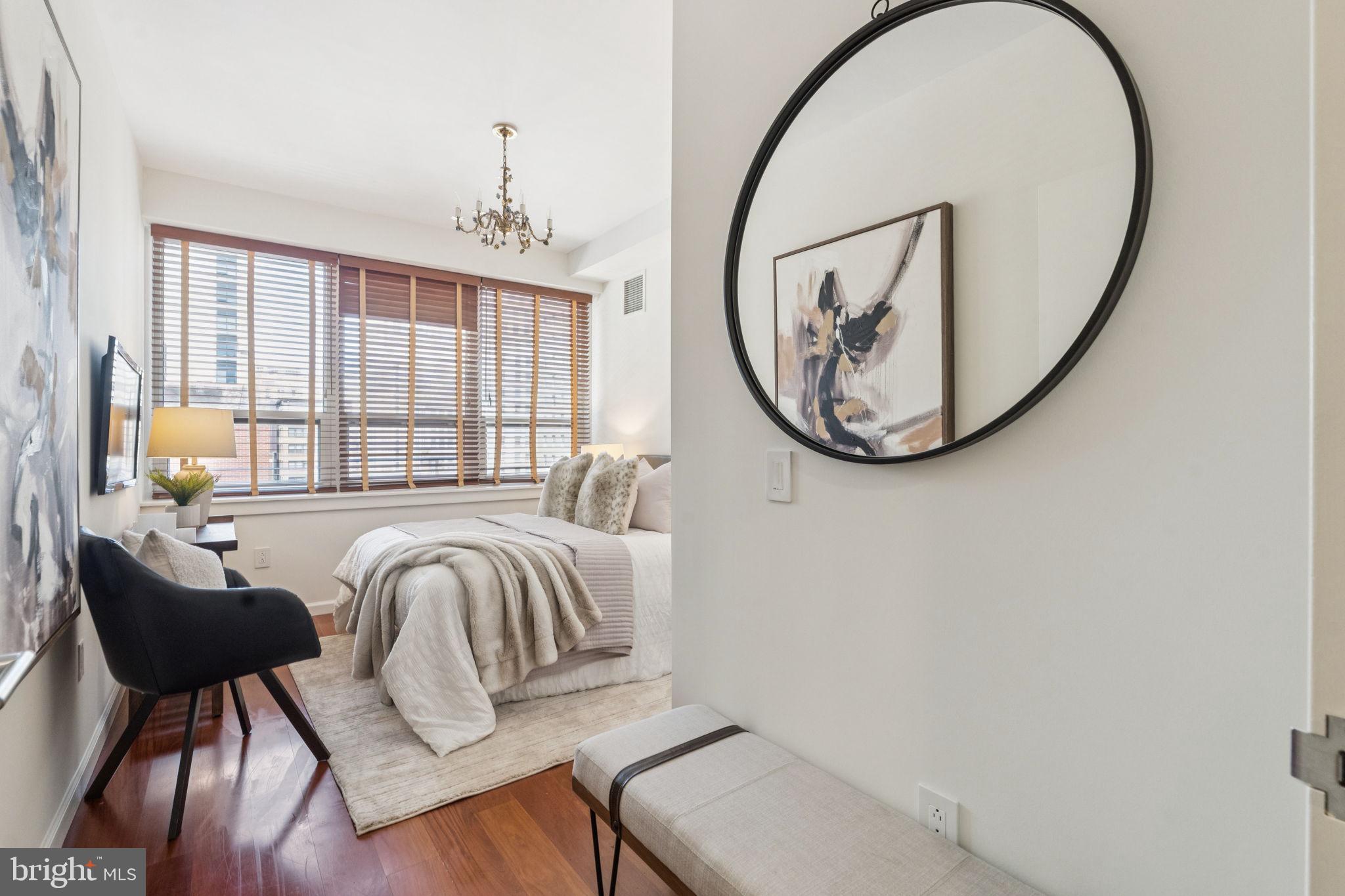 AVENUE OF THE ARTS - Residential