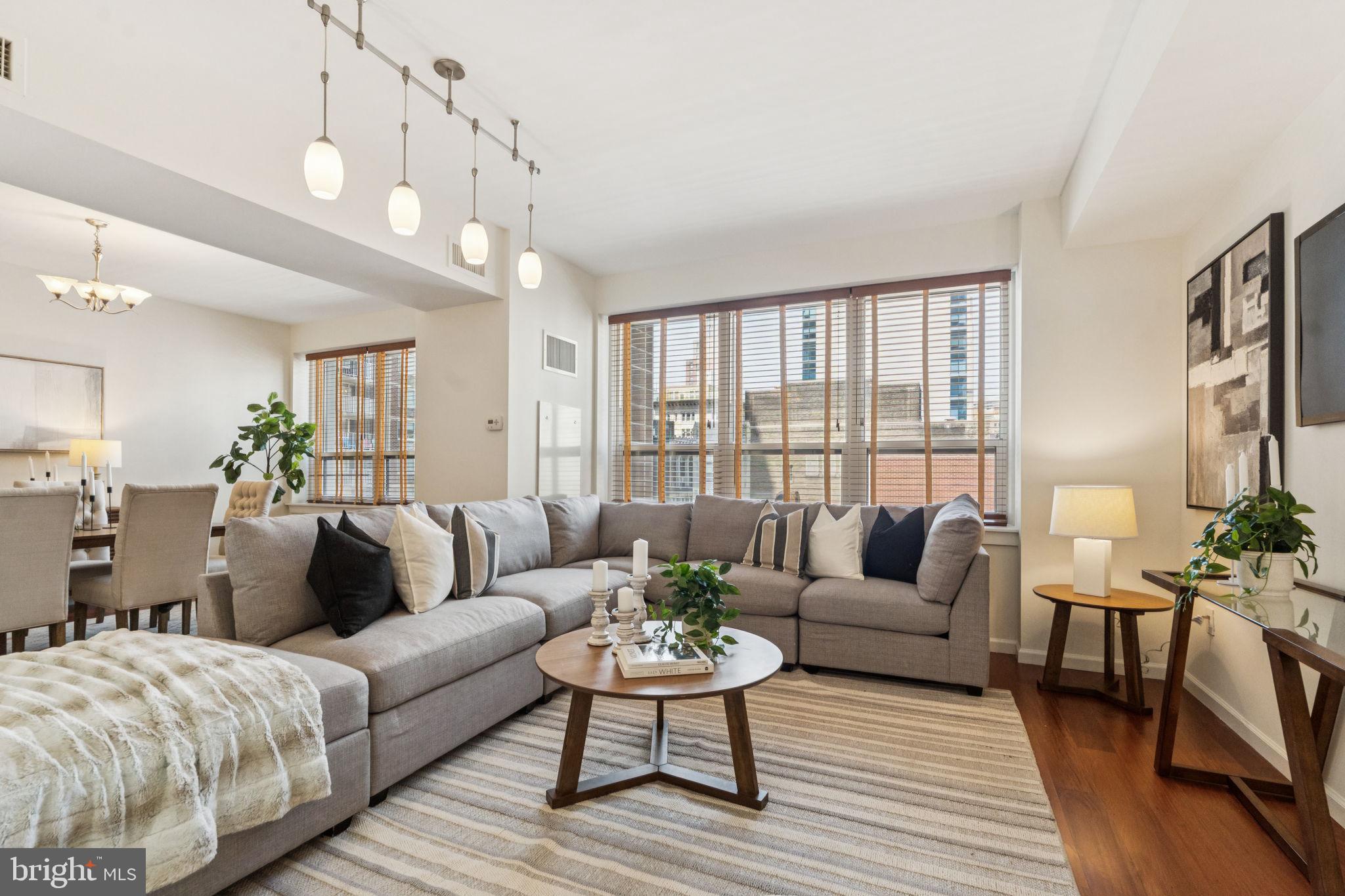 AVENUE OF THE ARTS - Residential