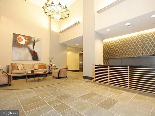 Philadelphia, Pennsylvania 19102, United States, 2 Bedrooms Bedrooms, ,2 BathroomsBathrooms,Residential,Active,221727