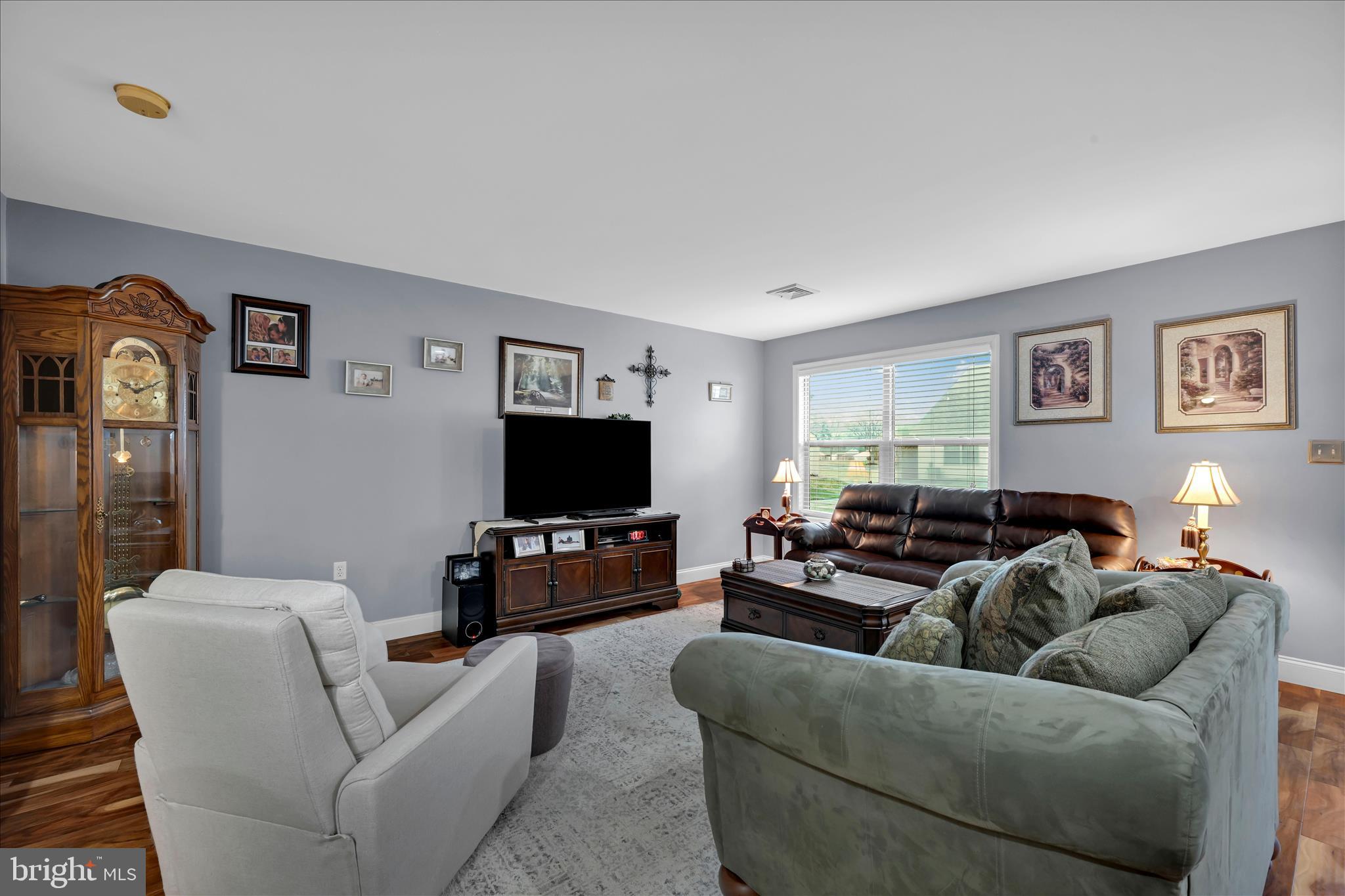 SHERWOOD COURT - Residential