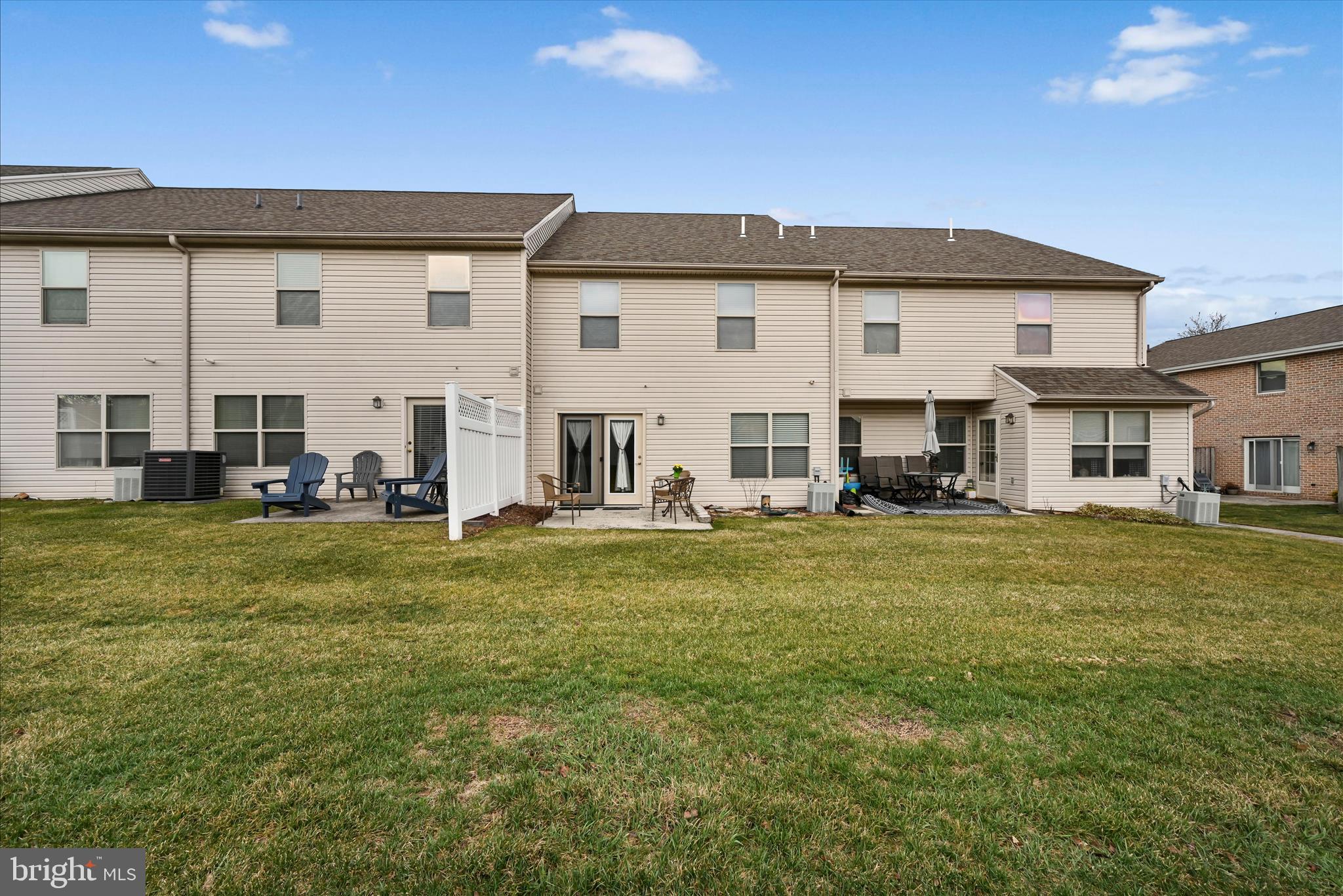 SHERWOOD COURT - Residential