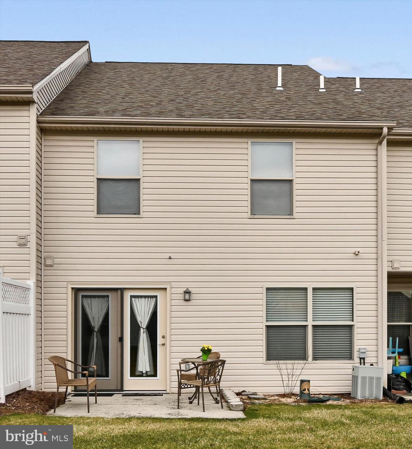 SHERWOOD COURT - Residential