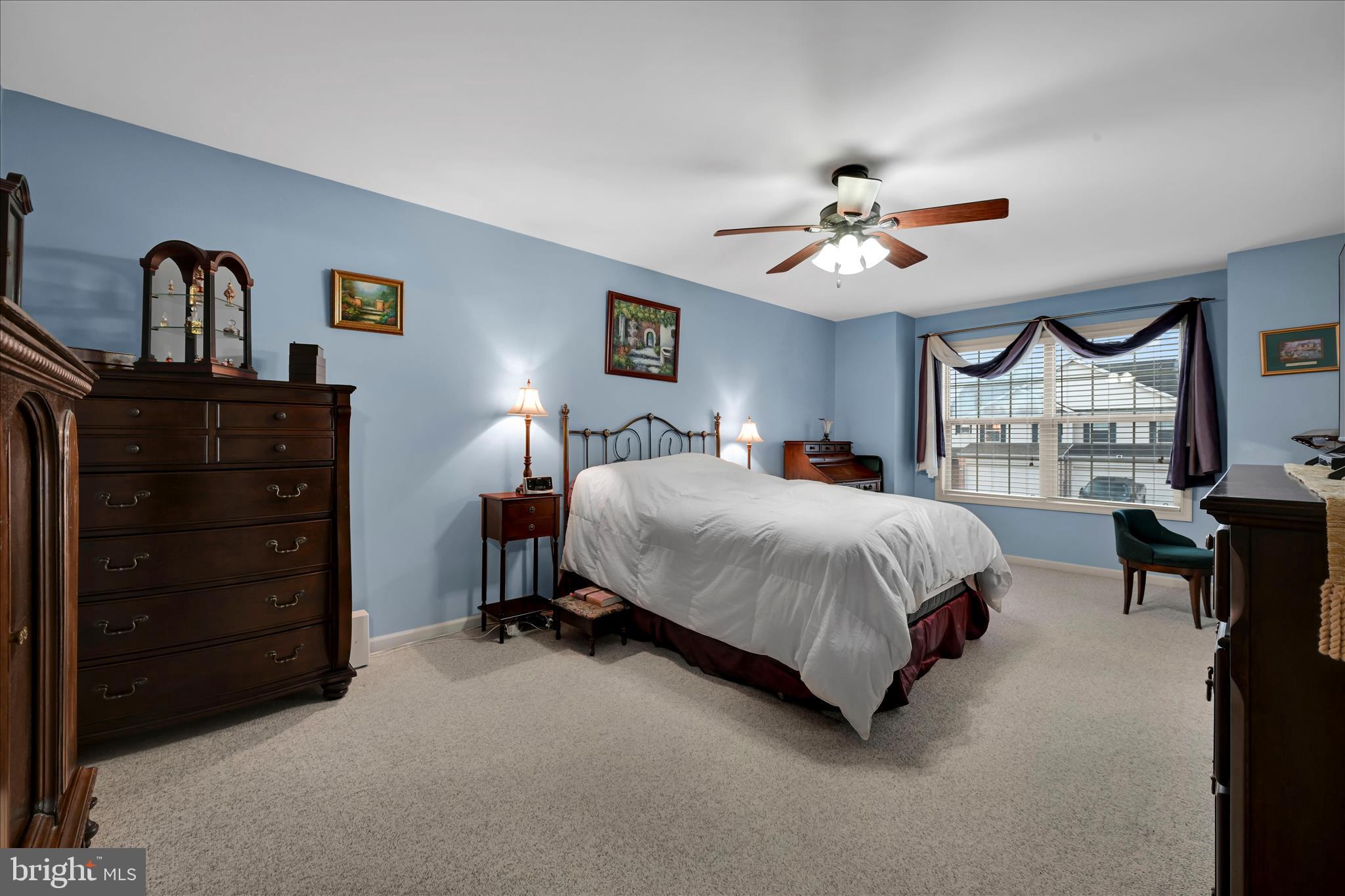 SHERWOOD COURT - Residential