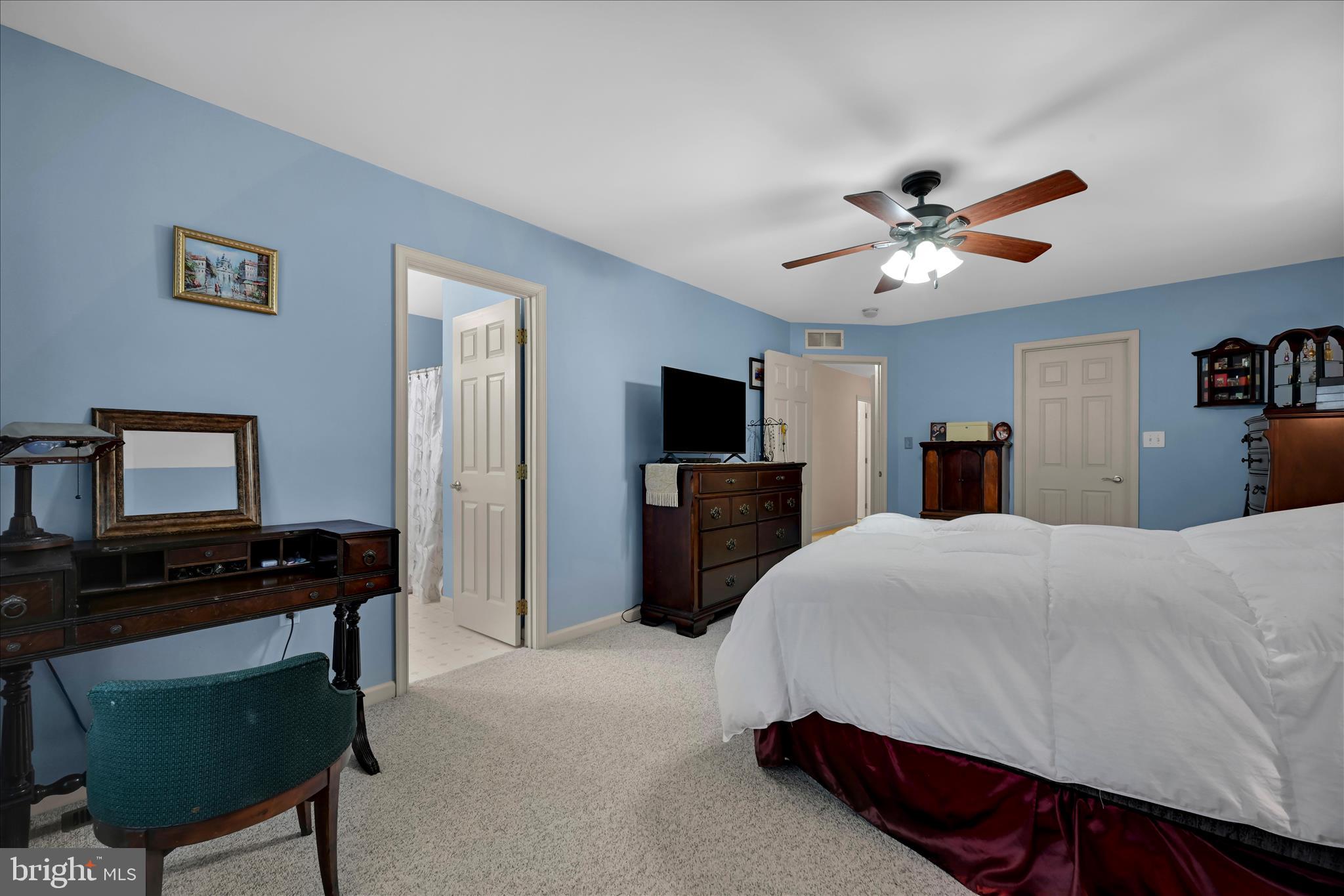 SHERWOOD COURT - Residential