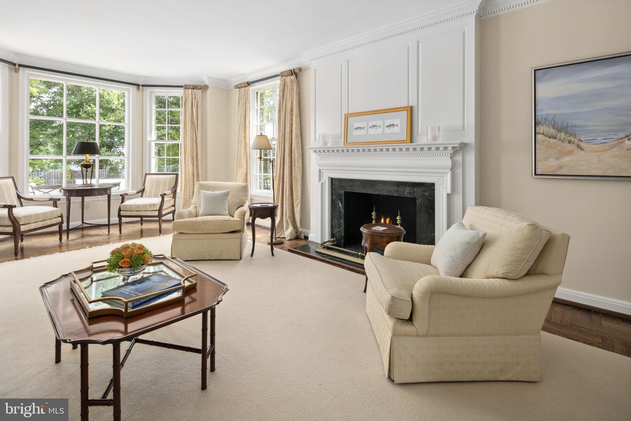 COUNTRY CLUB HILLS - Residential