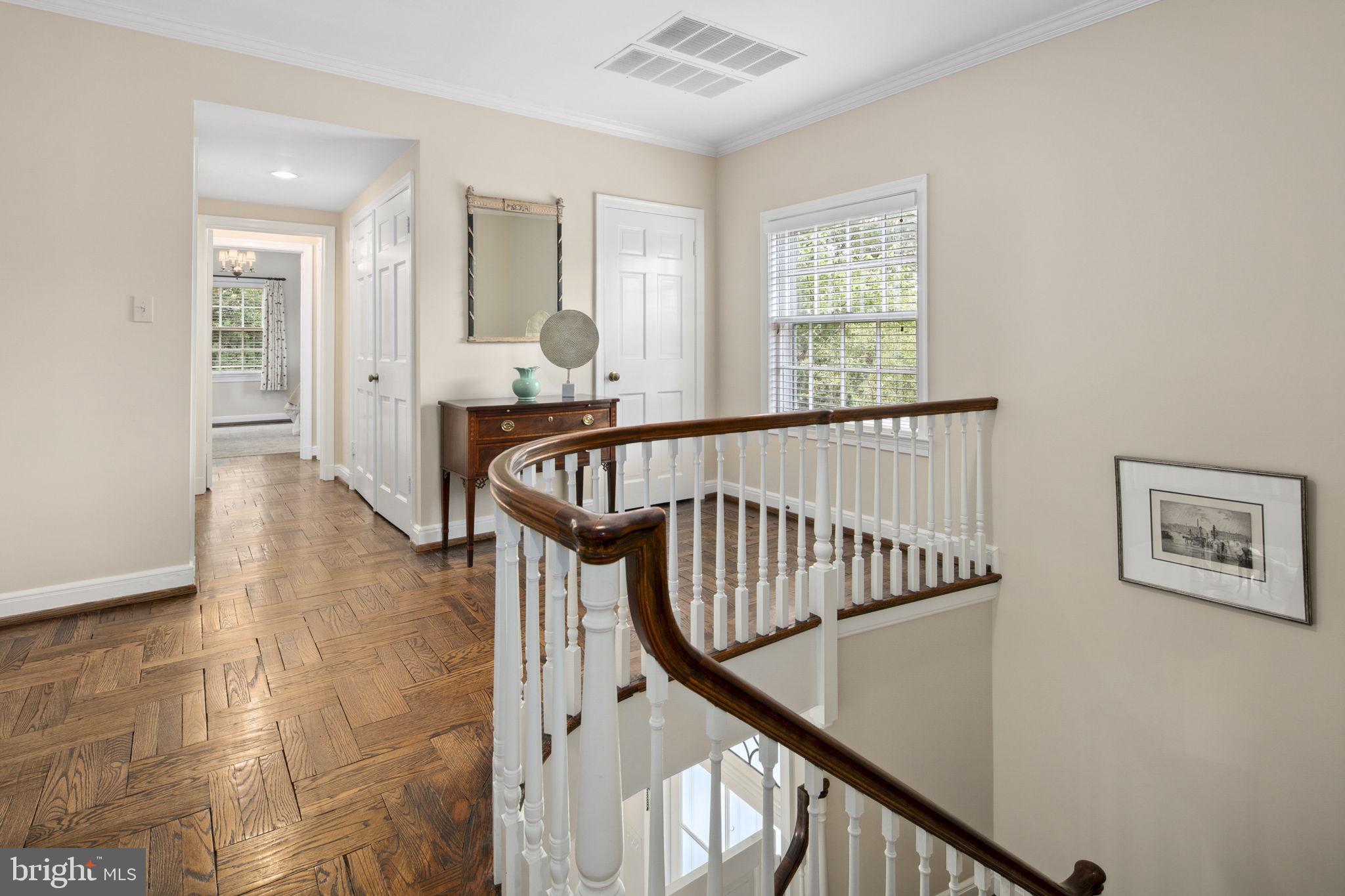 COUNTRY CLUB HILLS - Residential