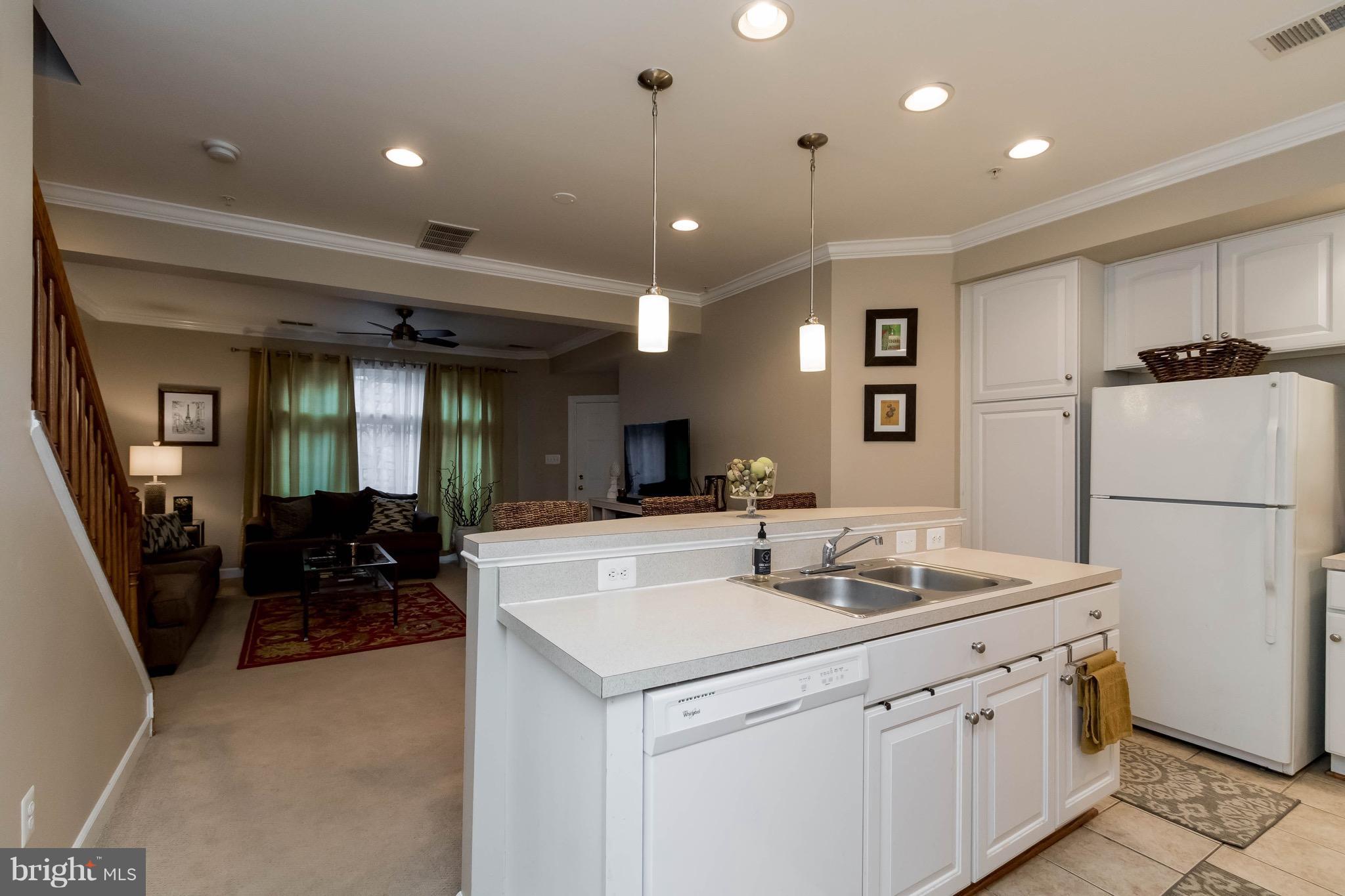 POTOMAC CLUB - Residential