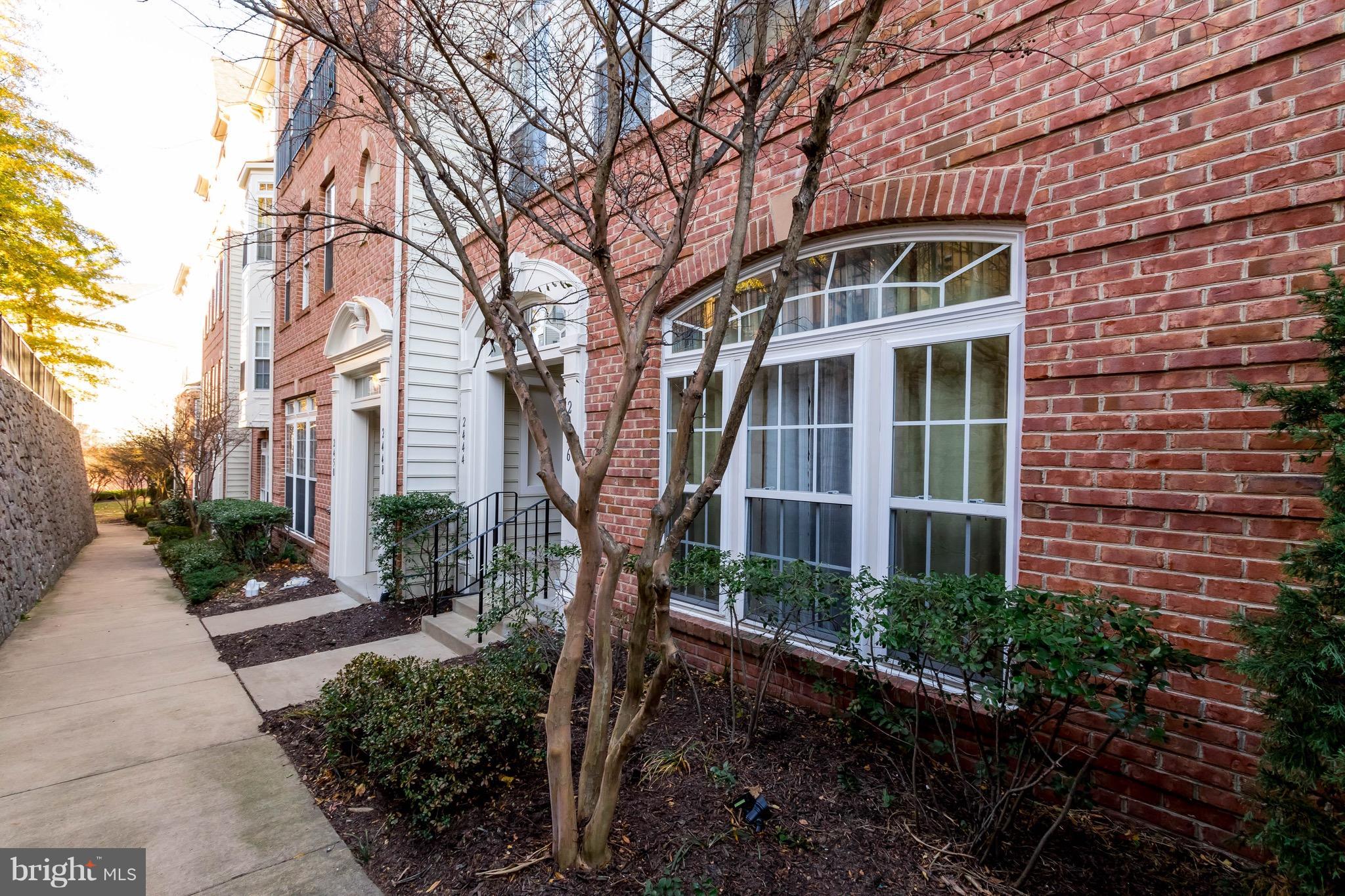 POTOMAC CLUB - Residential