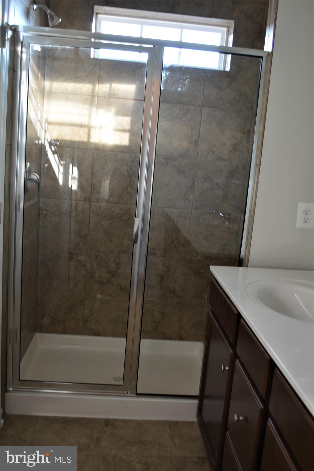 TALLYN RIDGE - Residential Lease