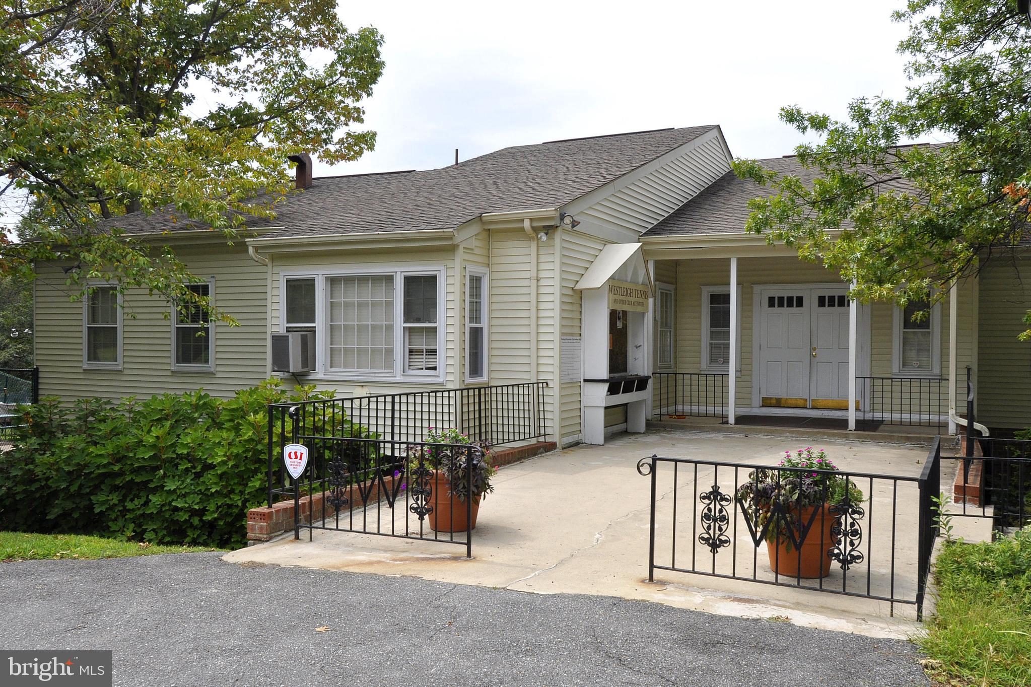 WESTLEIGH - Residential